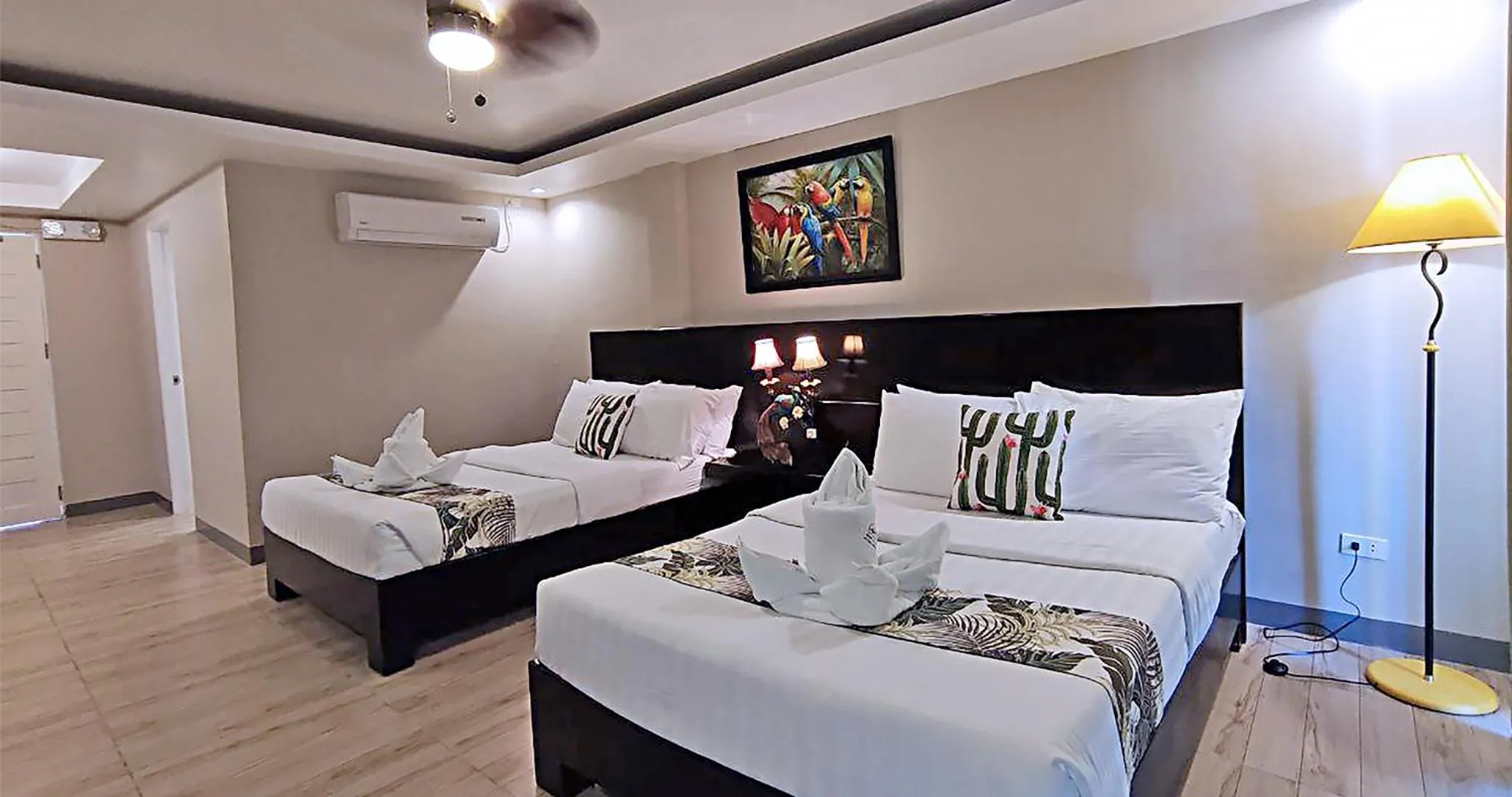 Bed in Casa Almarenzo Bed & Breakfast