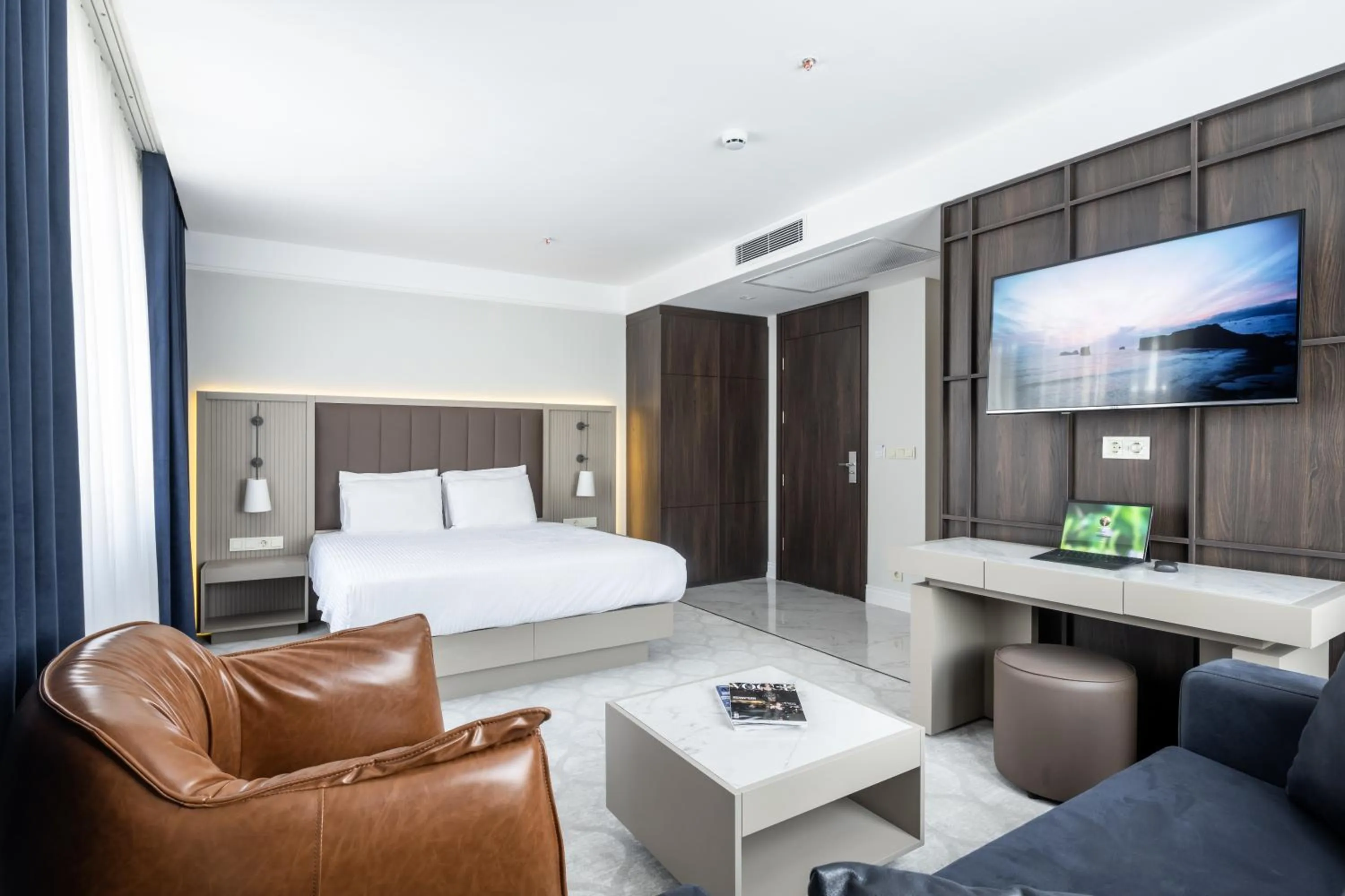 TV and multimedia, Bed in Noble Pangaltı