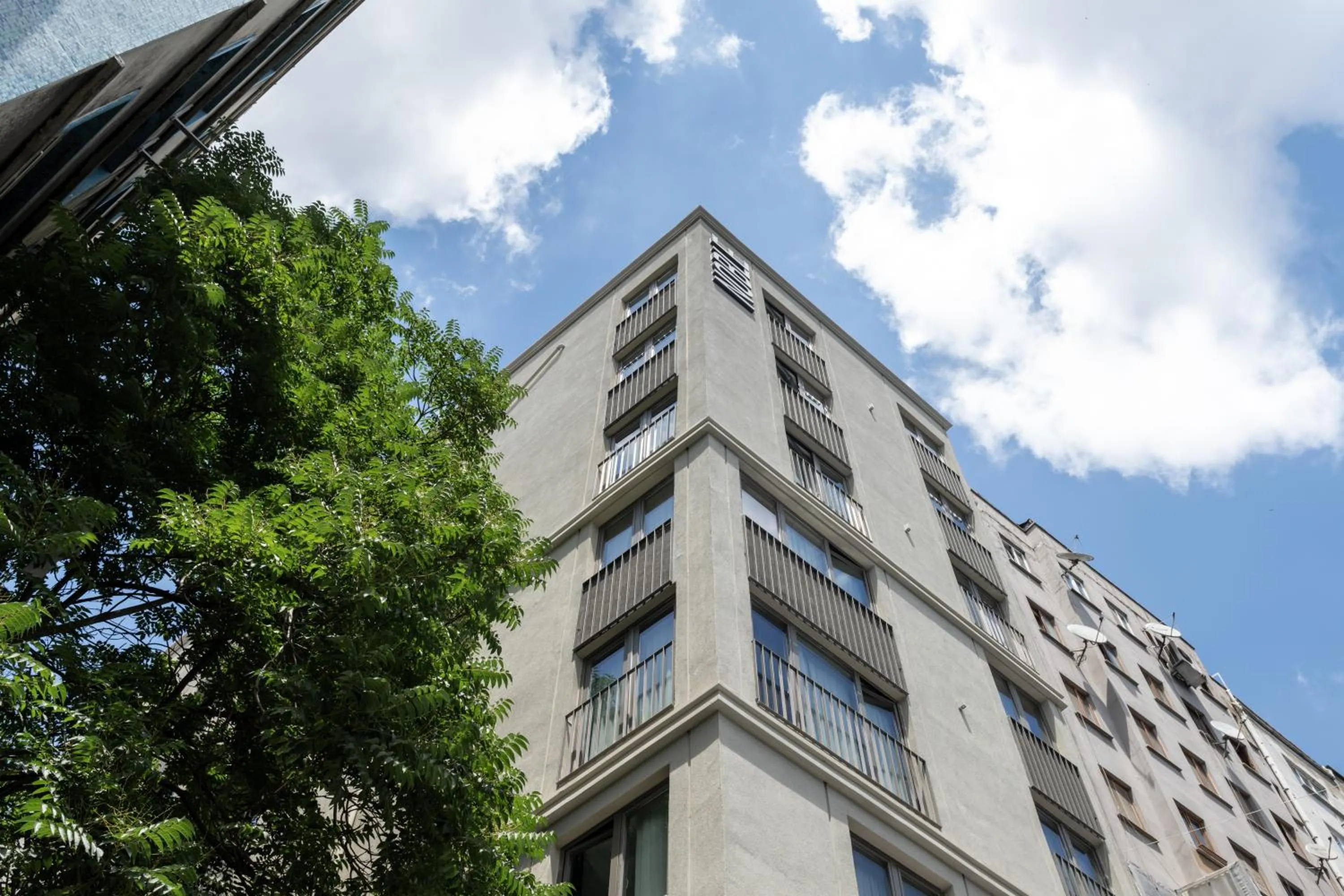 Property building in Noble Pangaltı