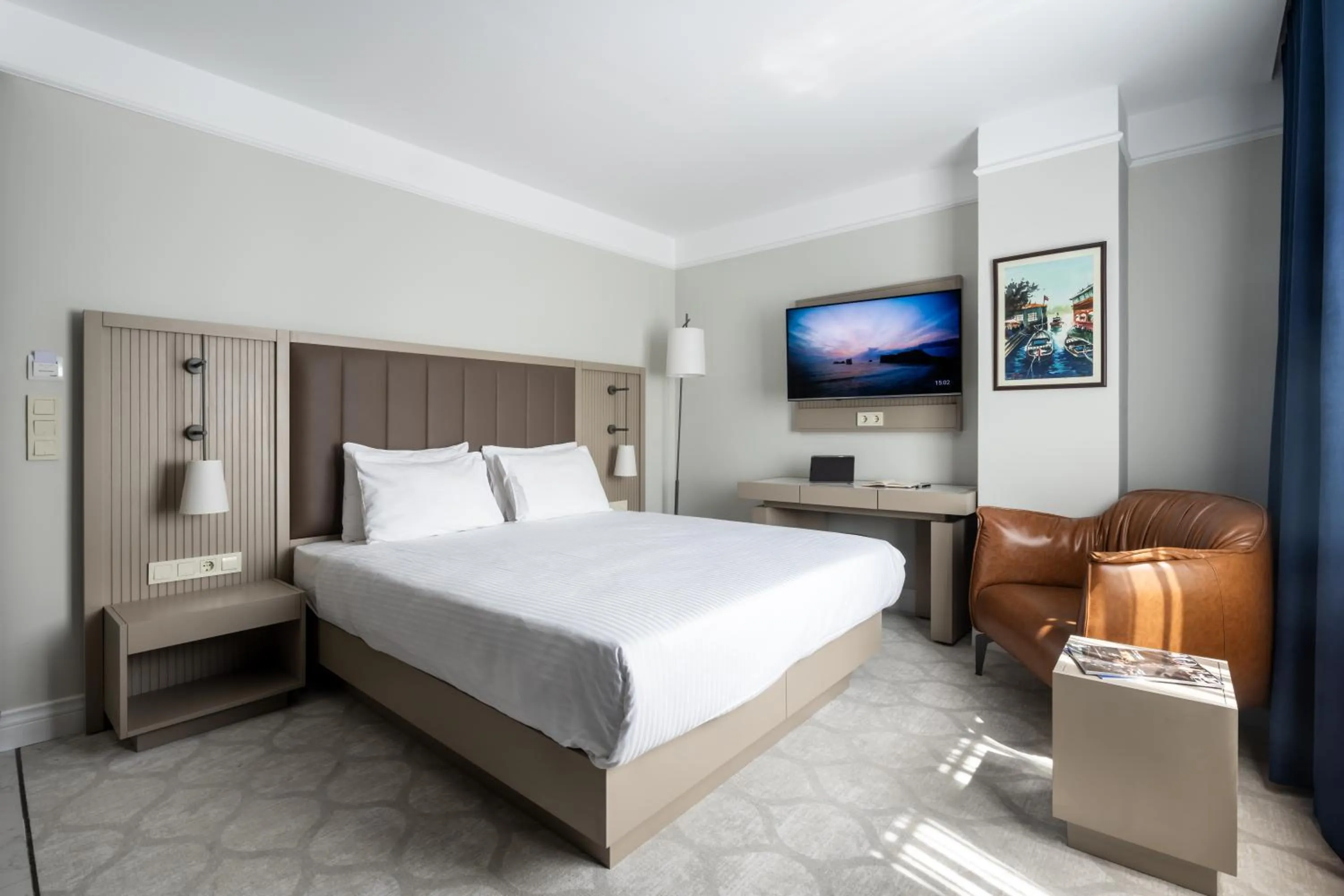 Photo of the whole room, Bed in Noble Pangaltı