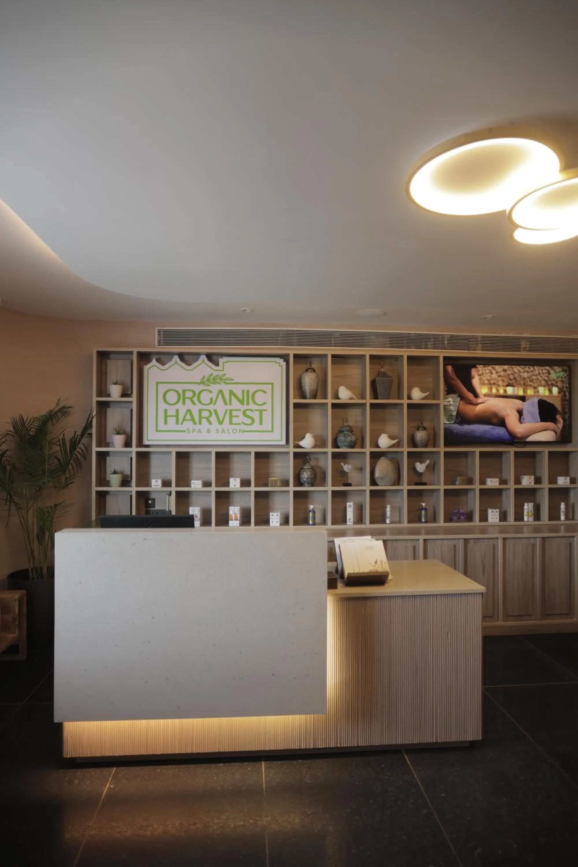 Spa and wellness centre/facilities in Radisson Resort Hatgad Saputara