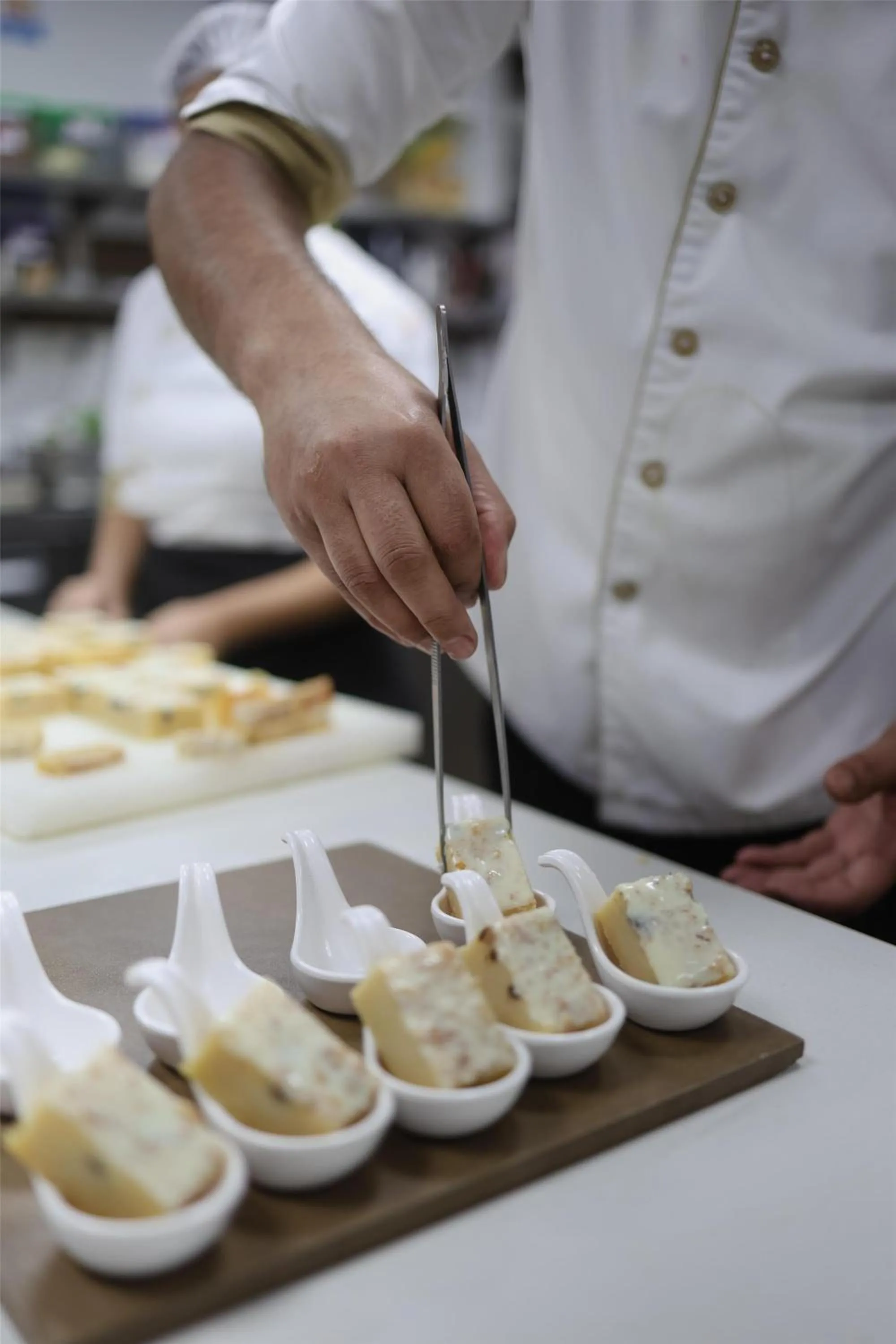 Restaurant/places to eat in Radisson Resort Hatgad Saputara