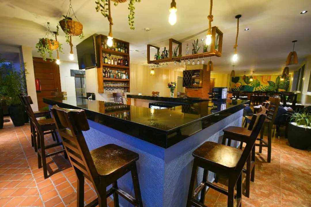 Lounge or bar in Arcadia Suites - Kampala