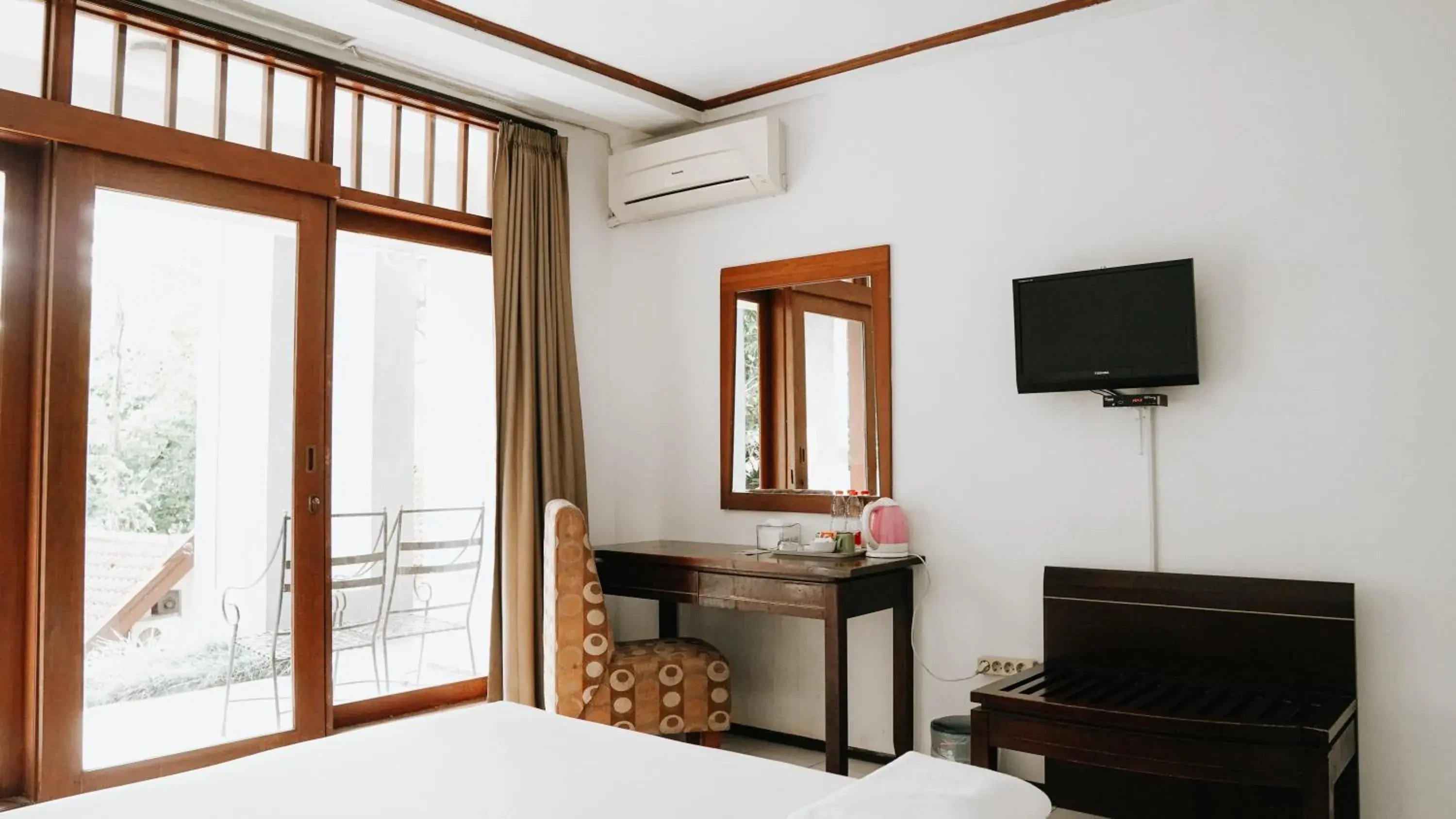Standard Double Room in Tidar Hotel & Cottages Malang Standard Double Room in Tidar Hotel & Cottages Malang