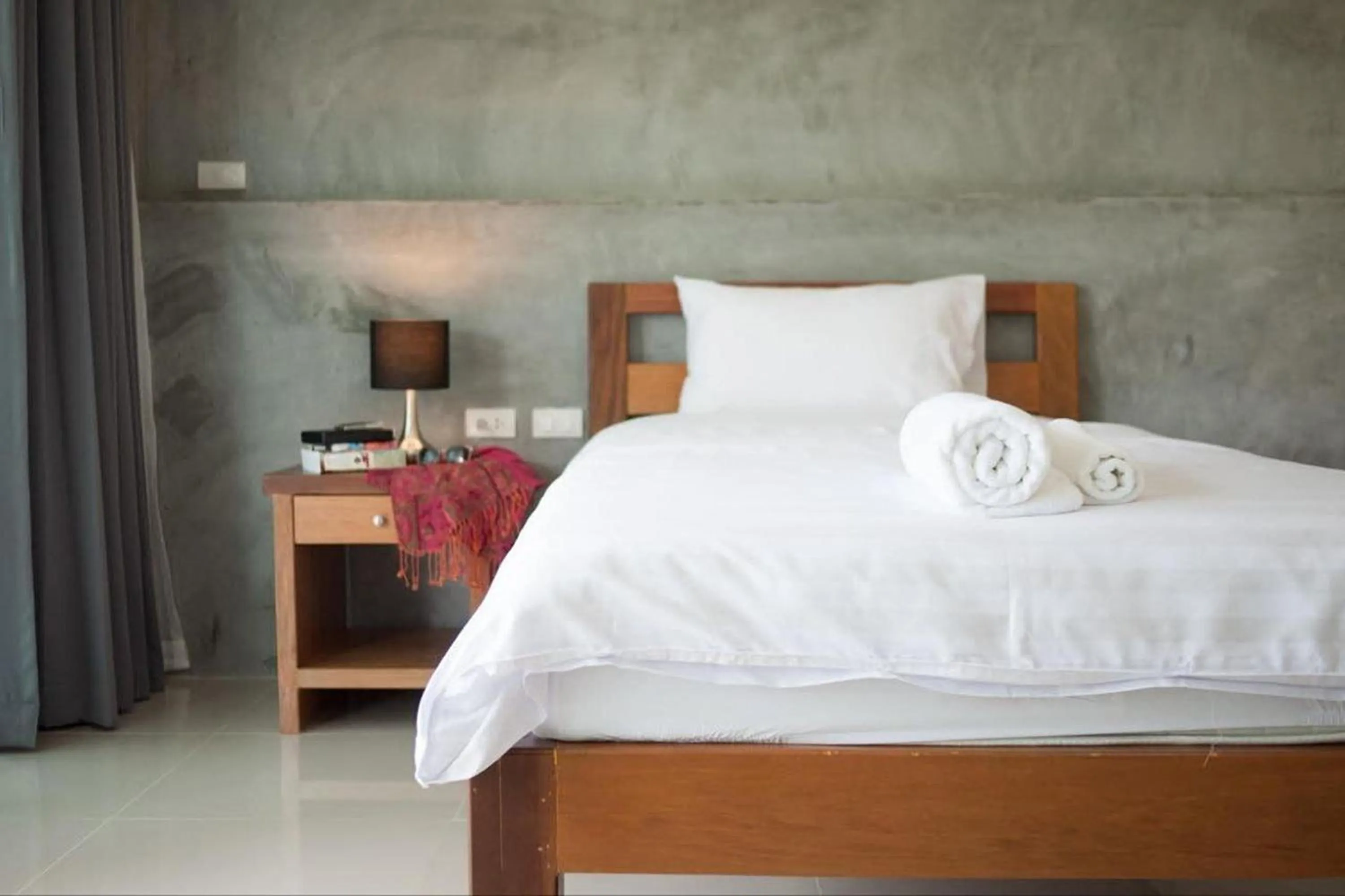 Bed in Moonlight Cottage