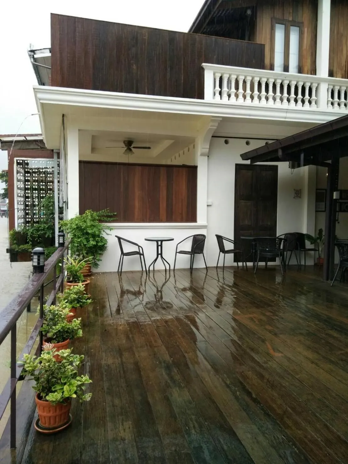 Balcony/Terrace in Baan Luang Rajamaitri Historic Inn