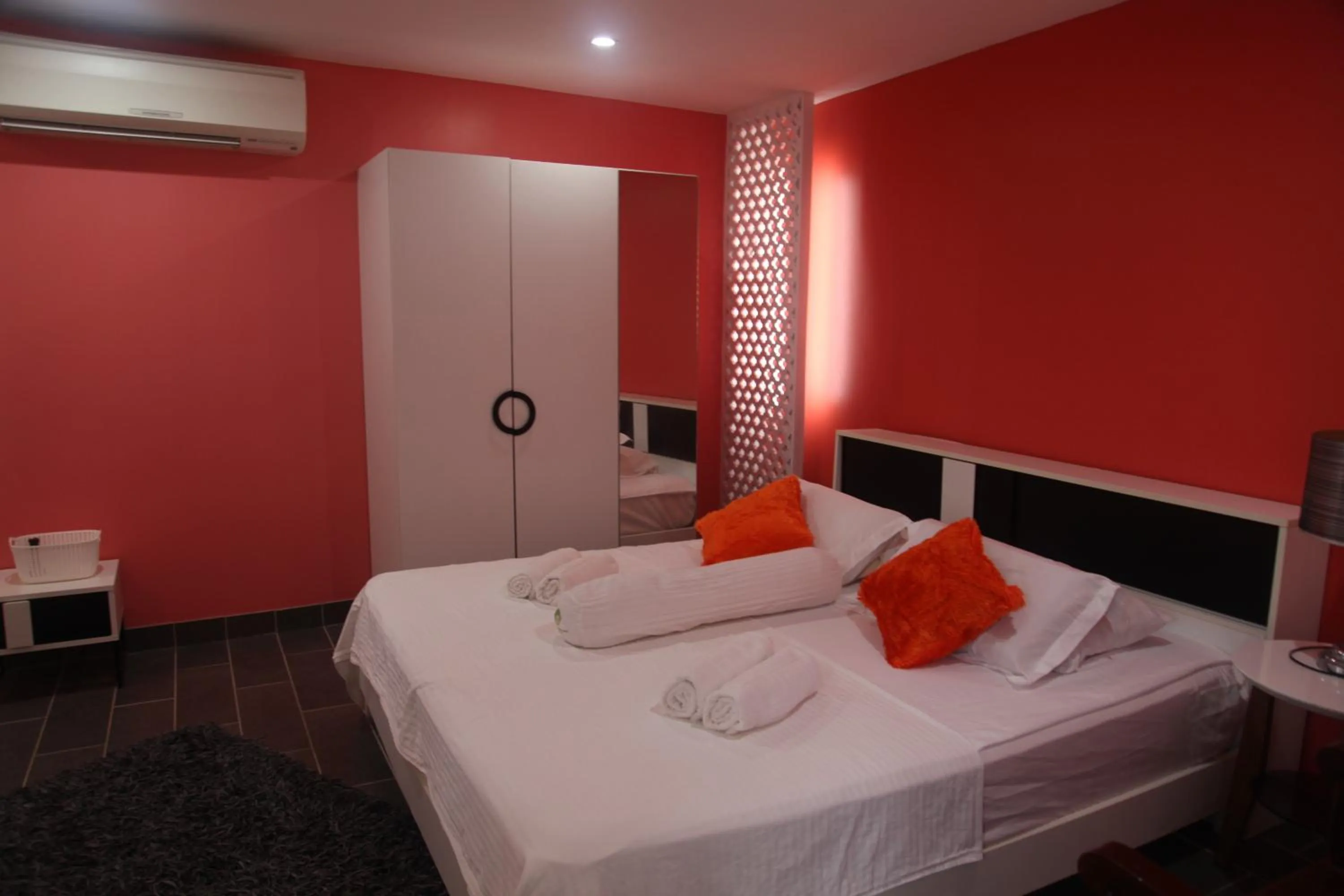 Bed in Green Monkey Resort Boracay