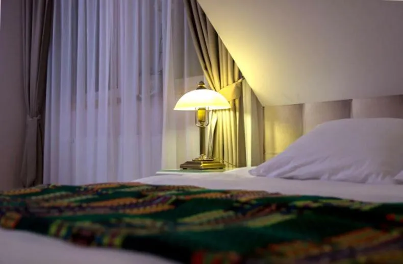 Bed in Serce
