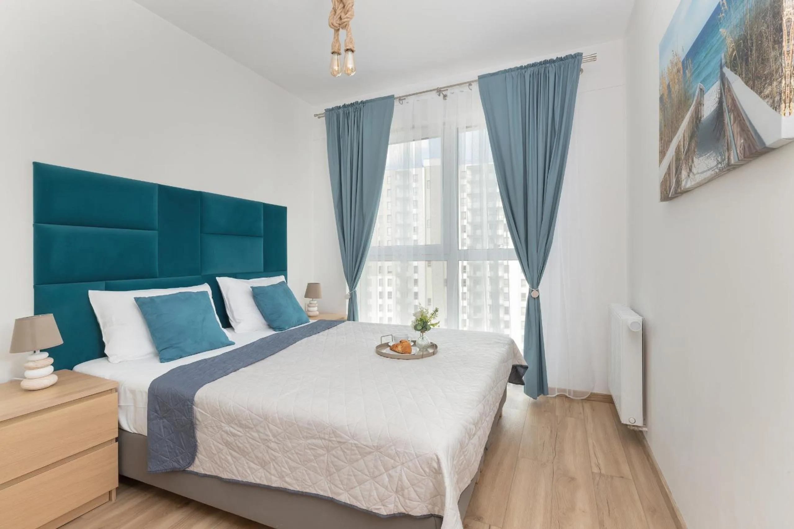 Bed in Nowoczesny Apartament z Parkingiem Nowa Letnica Gdańsk by Renters Prestige