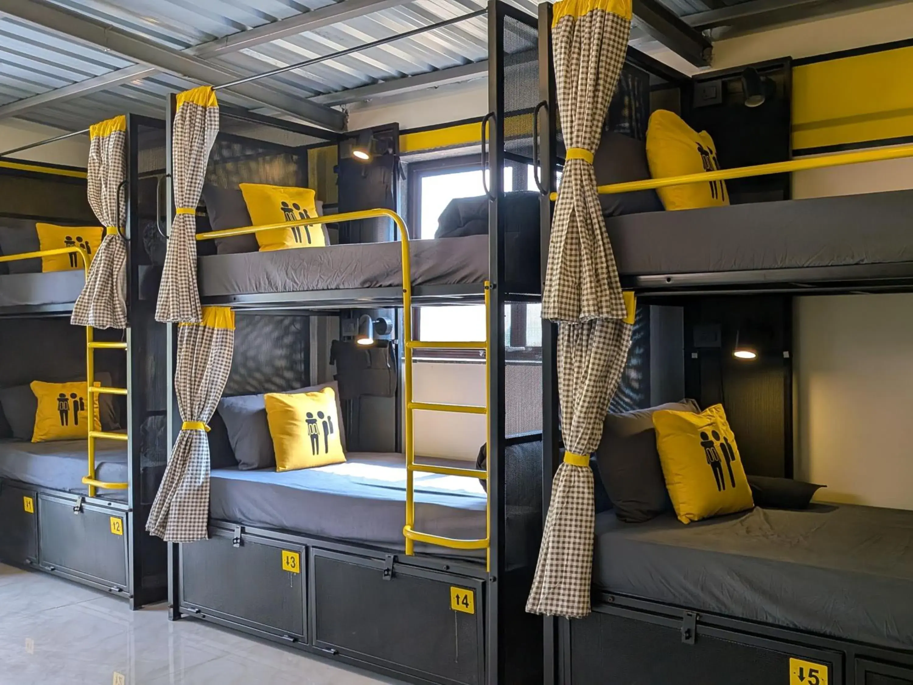 Bed in 10-Bed Mixed Dormitory Room in The Hosteller Panshet Bed in 10-Bed Mixed Dormitory Room in The Hosteller Panshet