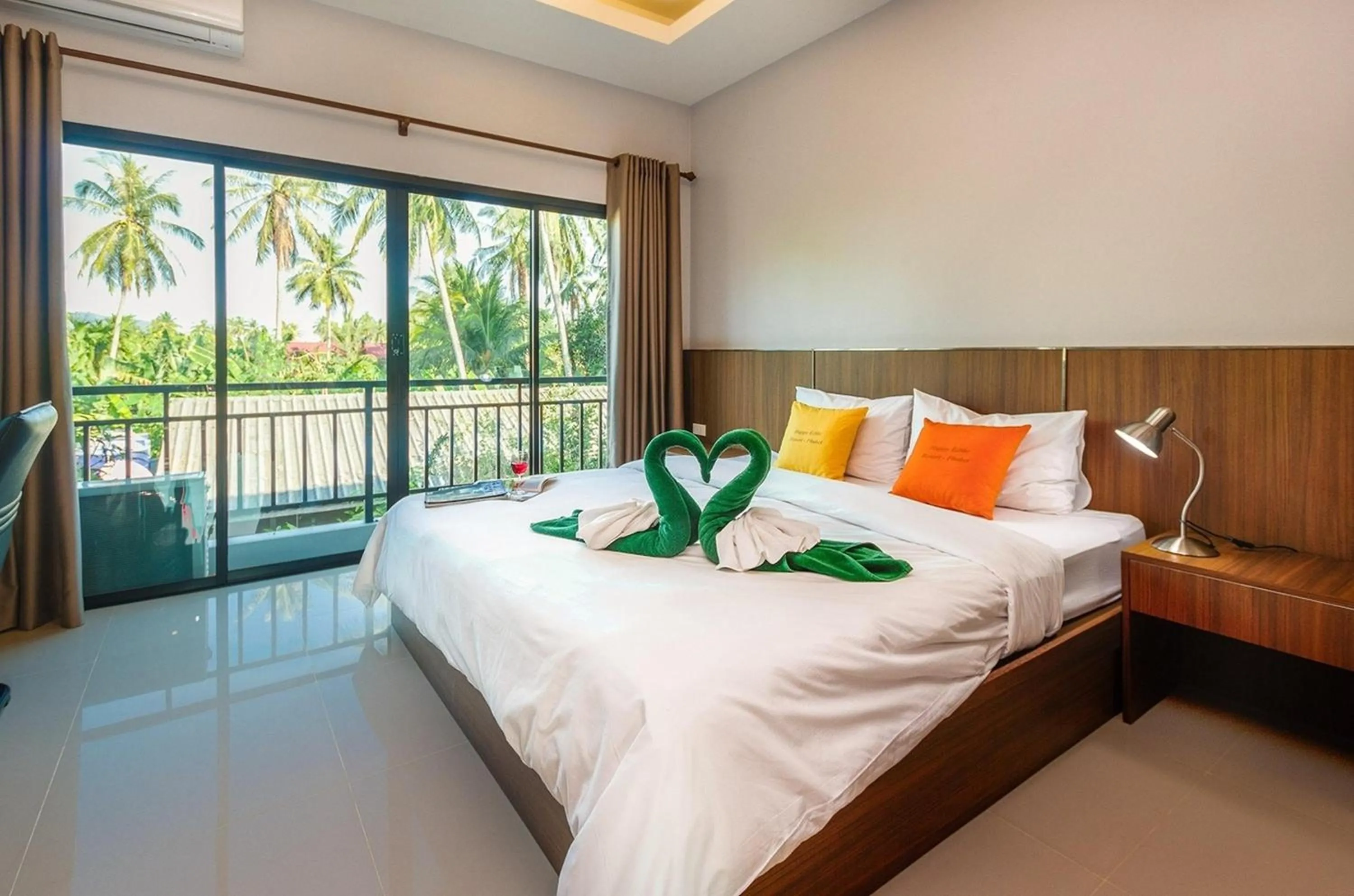 Bedroom, Bed in Happy Eight Resort