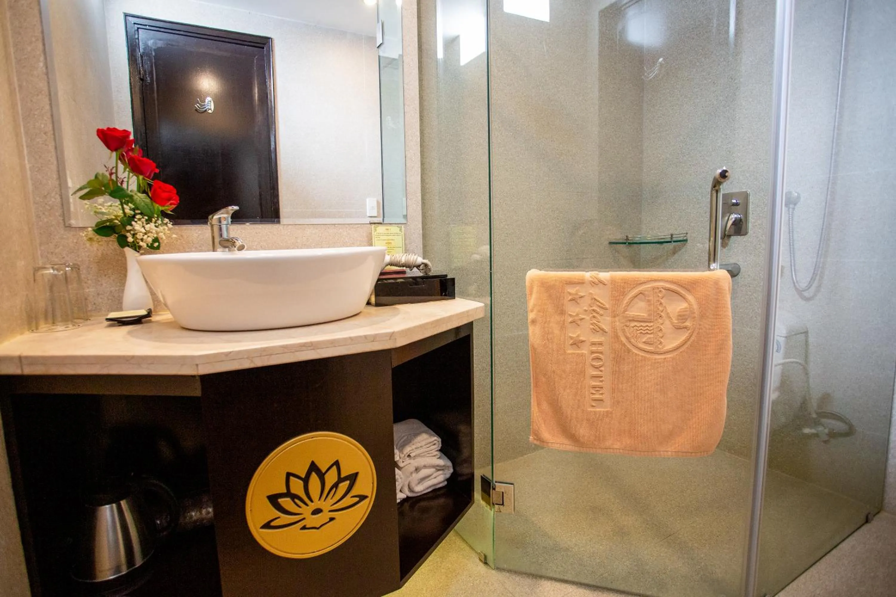 Toilet in Thanh Lich Hue Hotel