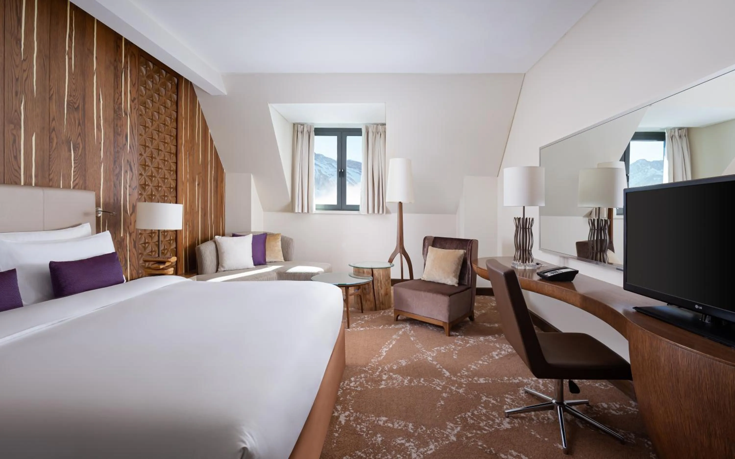 Bed in Park Chalet, Shahdag, Autograph Collection