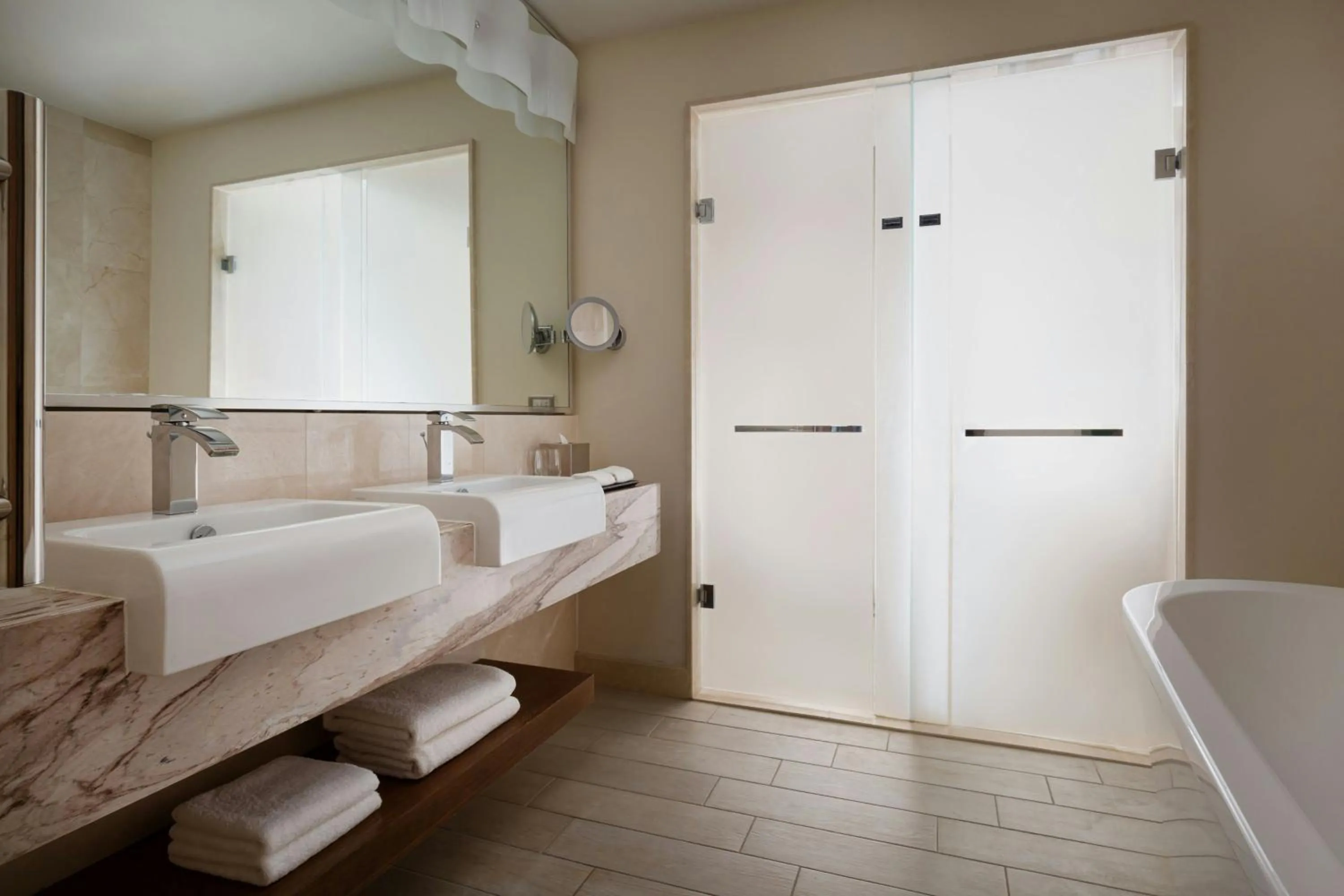 Bathroom in Park Chalet, Shahdag, Autograph Collection