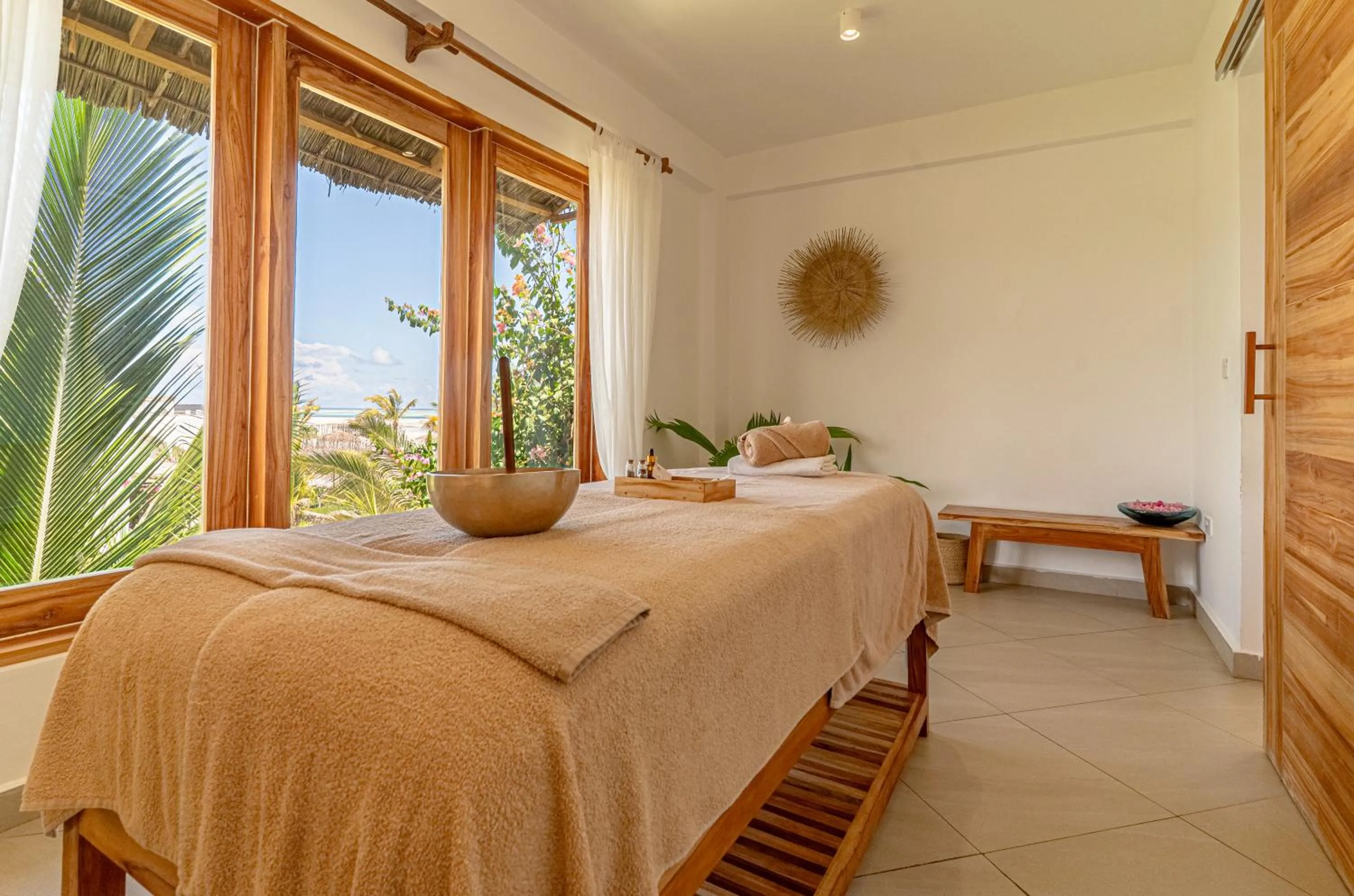 Spa and wellness centre/facilities, Bed in Kaskazi Hotel Zanzibar