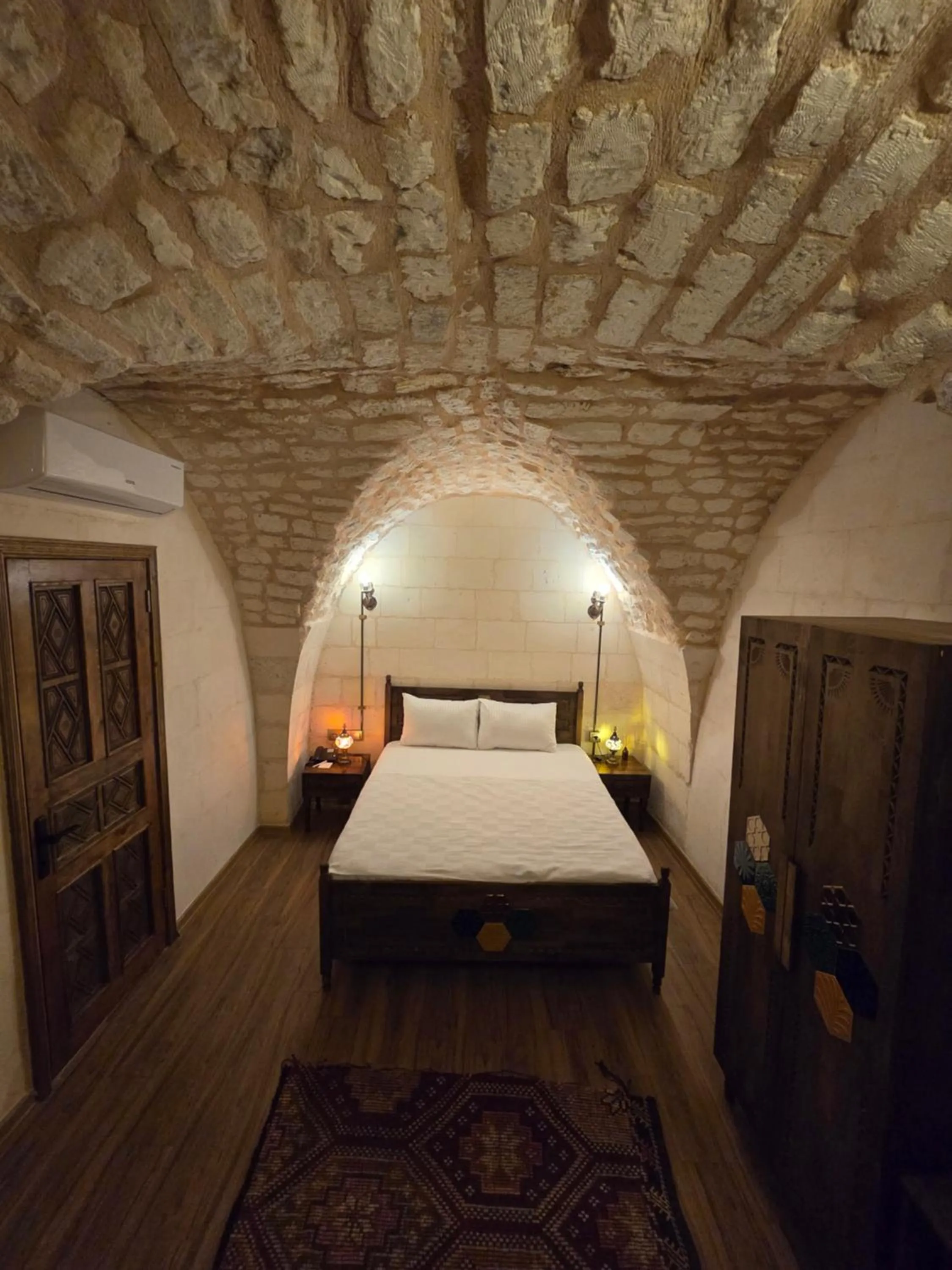 Guests, Bed in ABGAR Otel