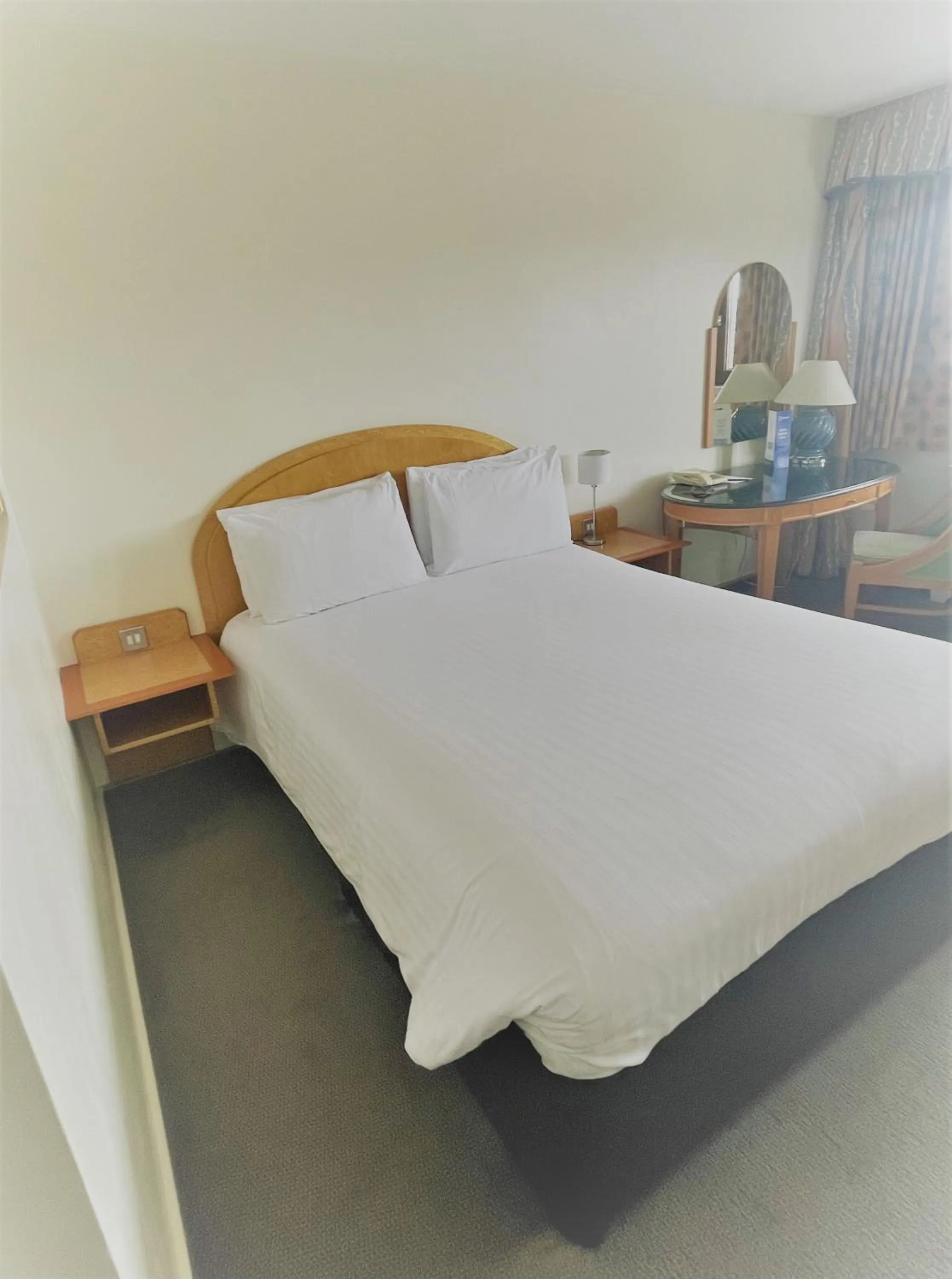 Bedroom, Bed in Copthorne Hotel Manchester Salford Quays