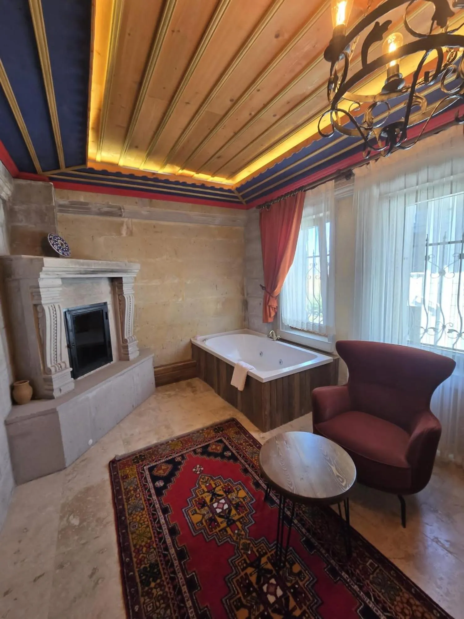 Hot Tub in Elite Rose Cappadocia