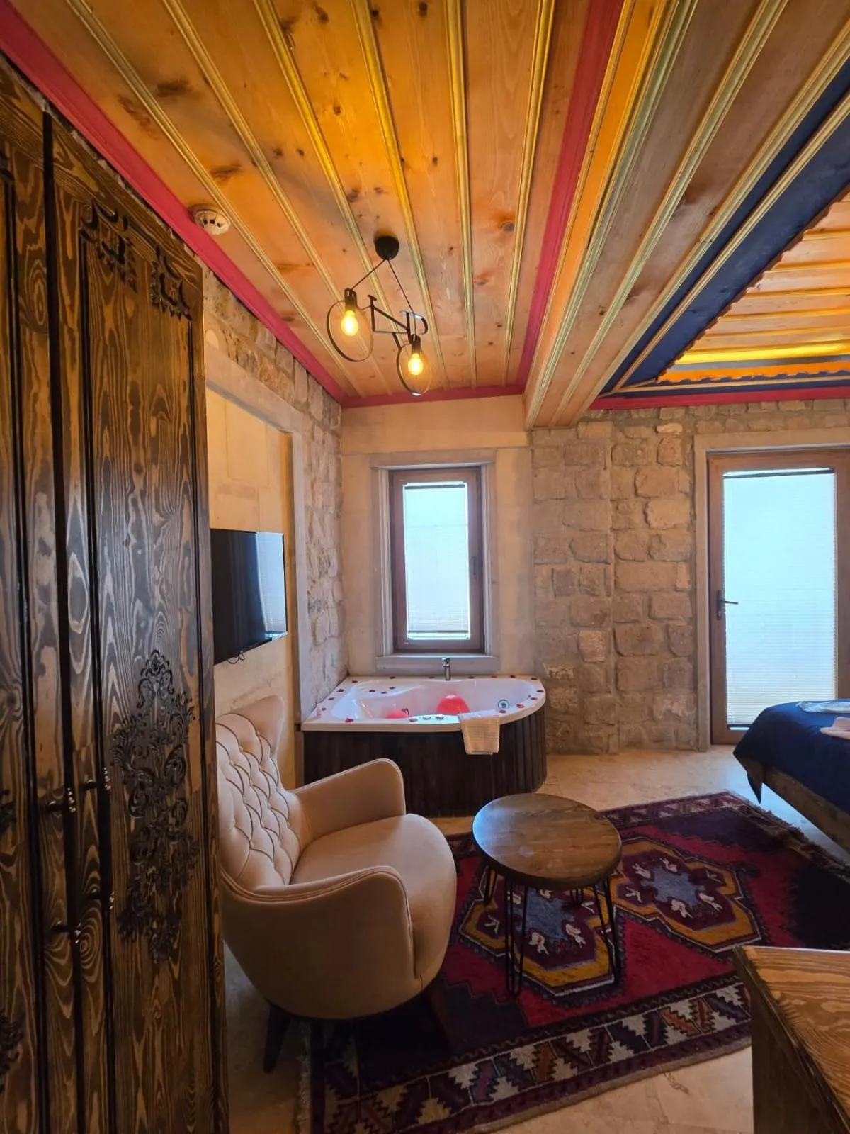 Hot Tub in Elite Rose Cappadocia