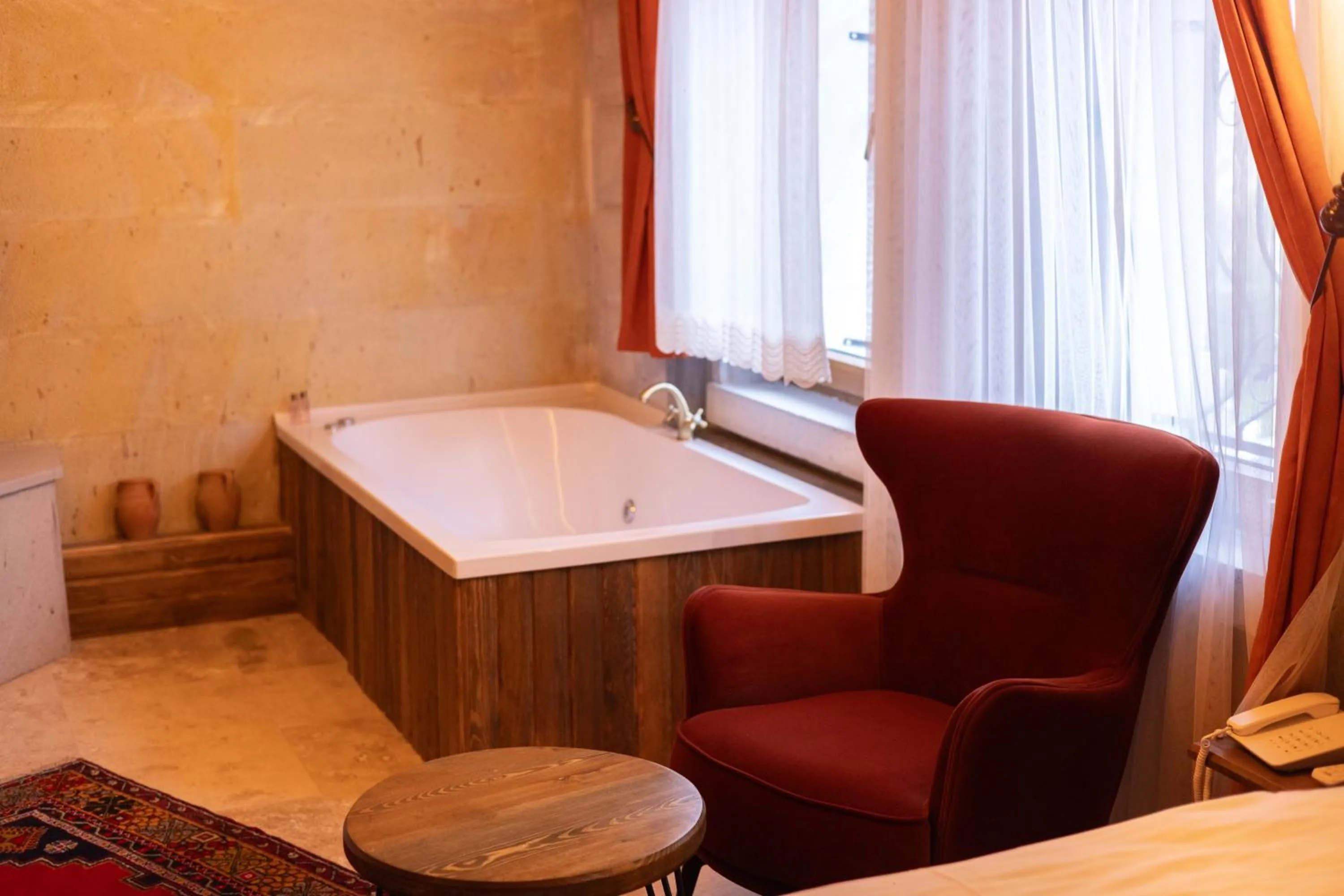 Hot Tub in Elite Rose Cappadocia