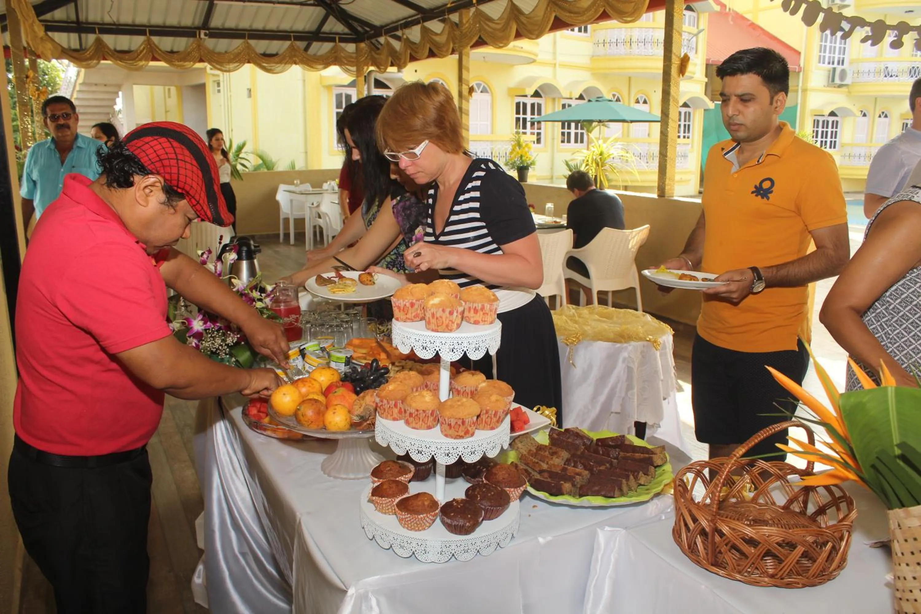 Food in Praia Da Oura - Boutique Resort