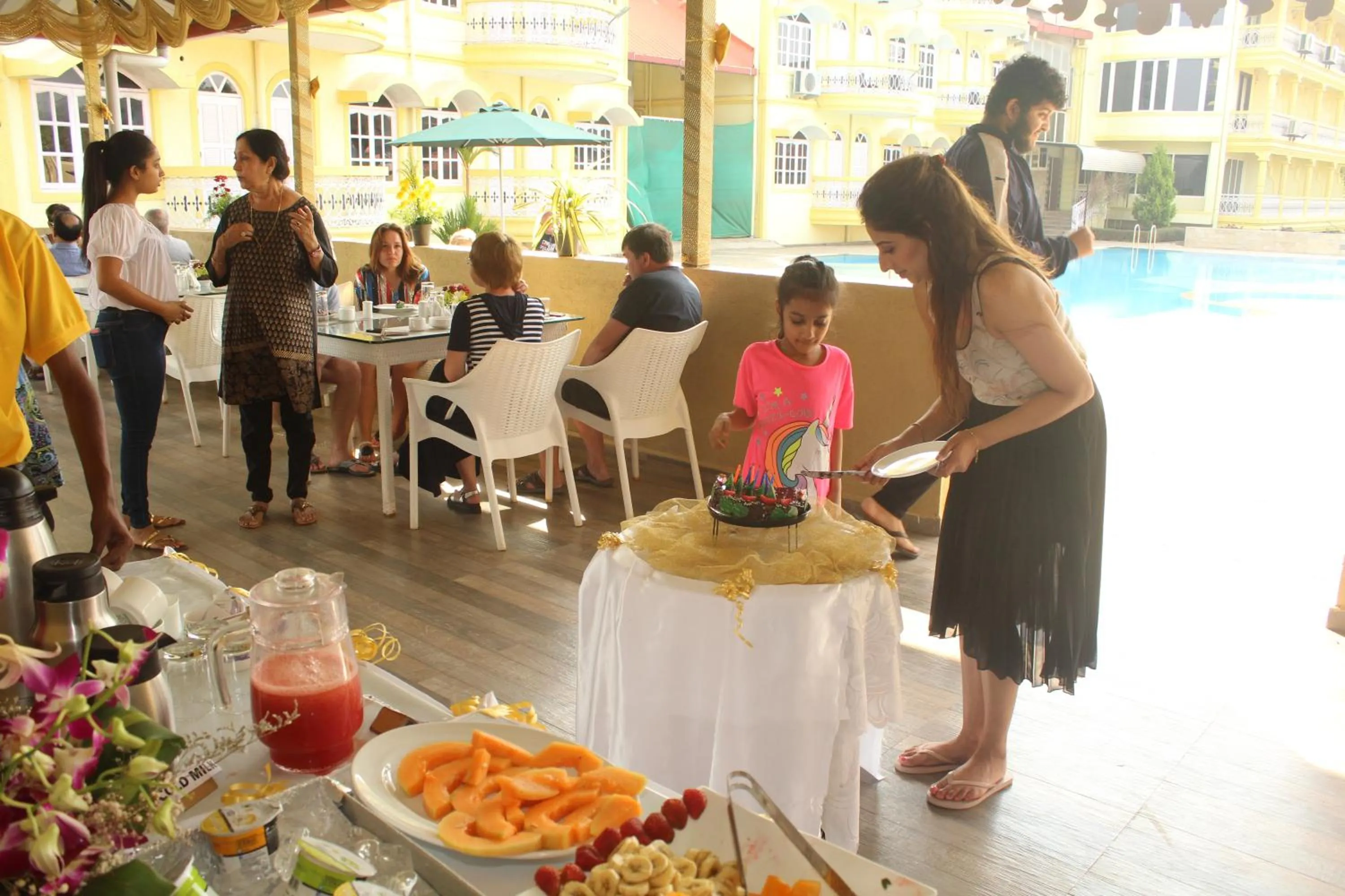Breakfast in Praia Da Oura - Boutique Resort