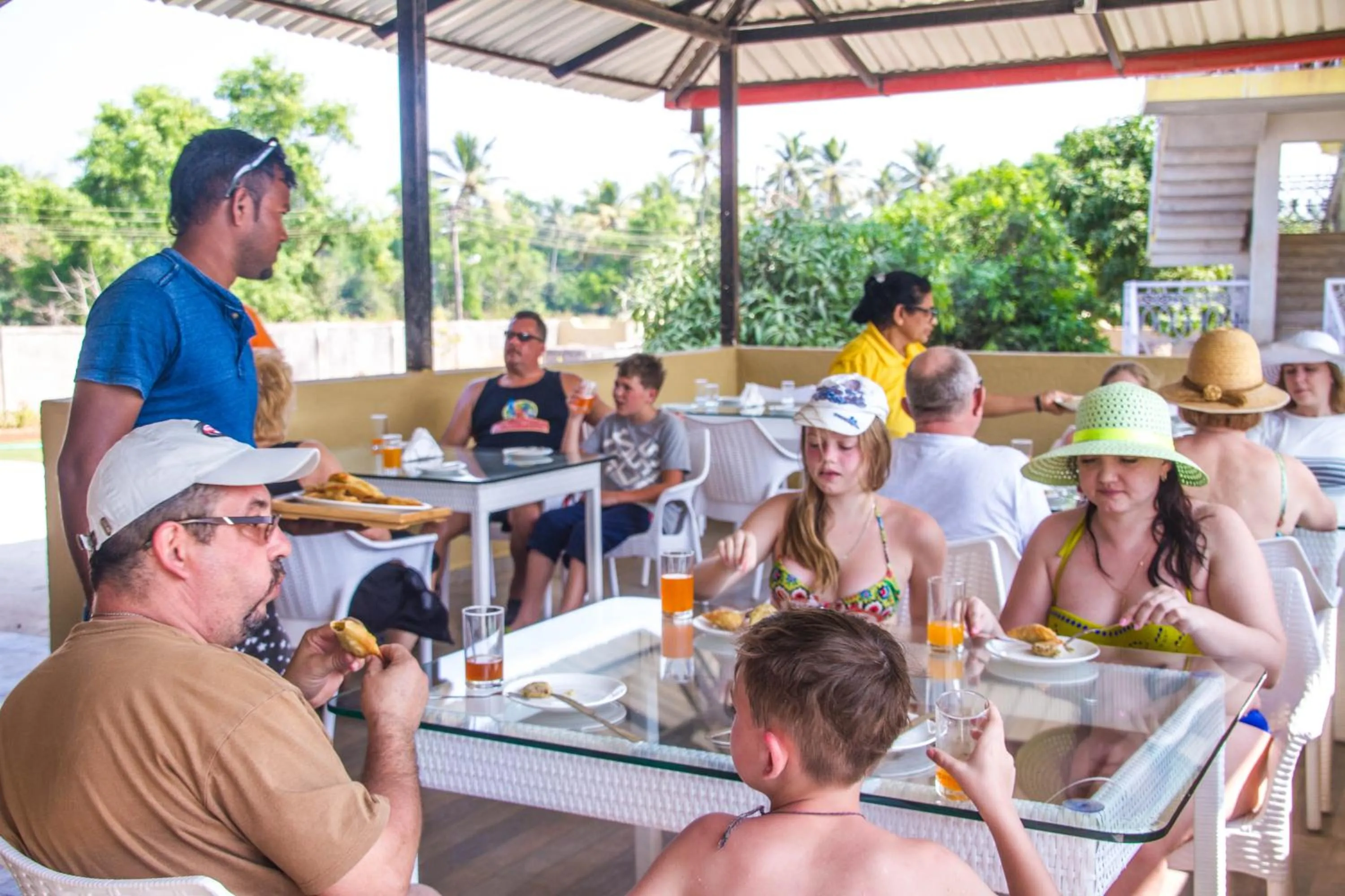 Restaurant/places to eat in Praia Da Oura - Boutique Resort