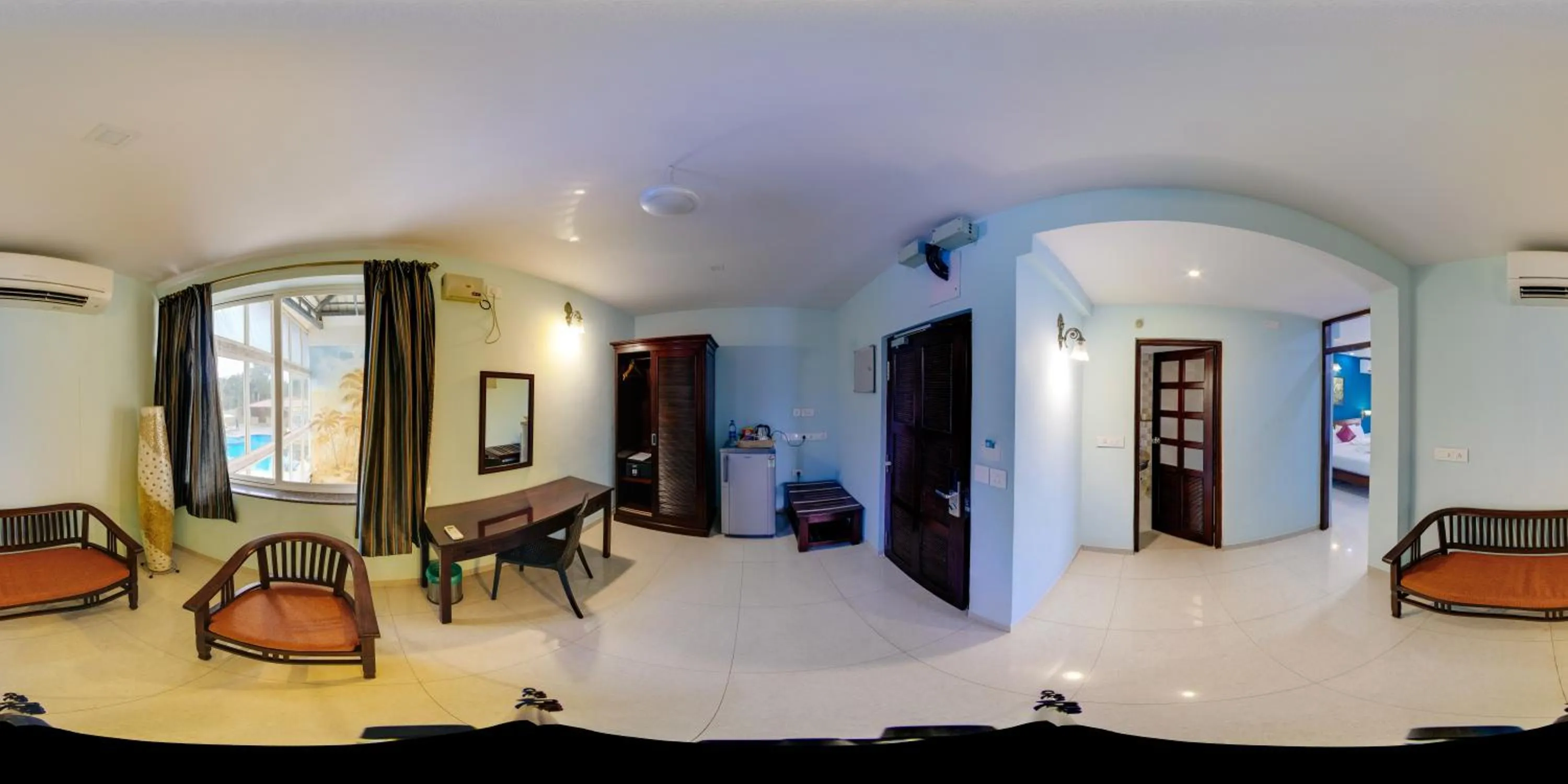 Photo of the whole room in Praia Da Oura - Boutique Resort