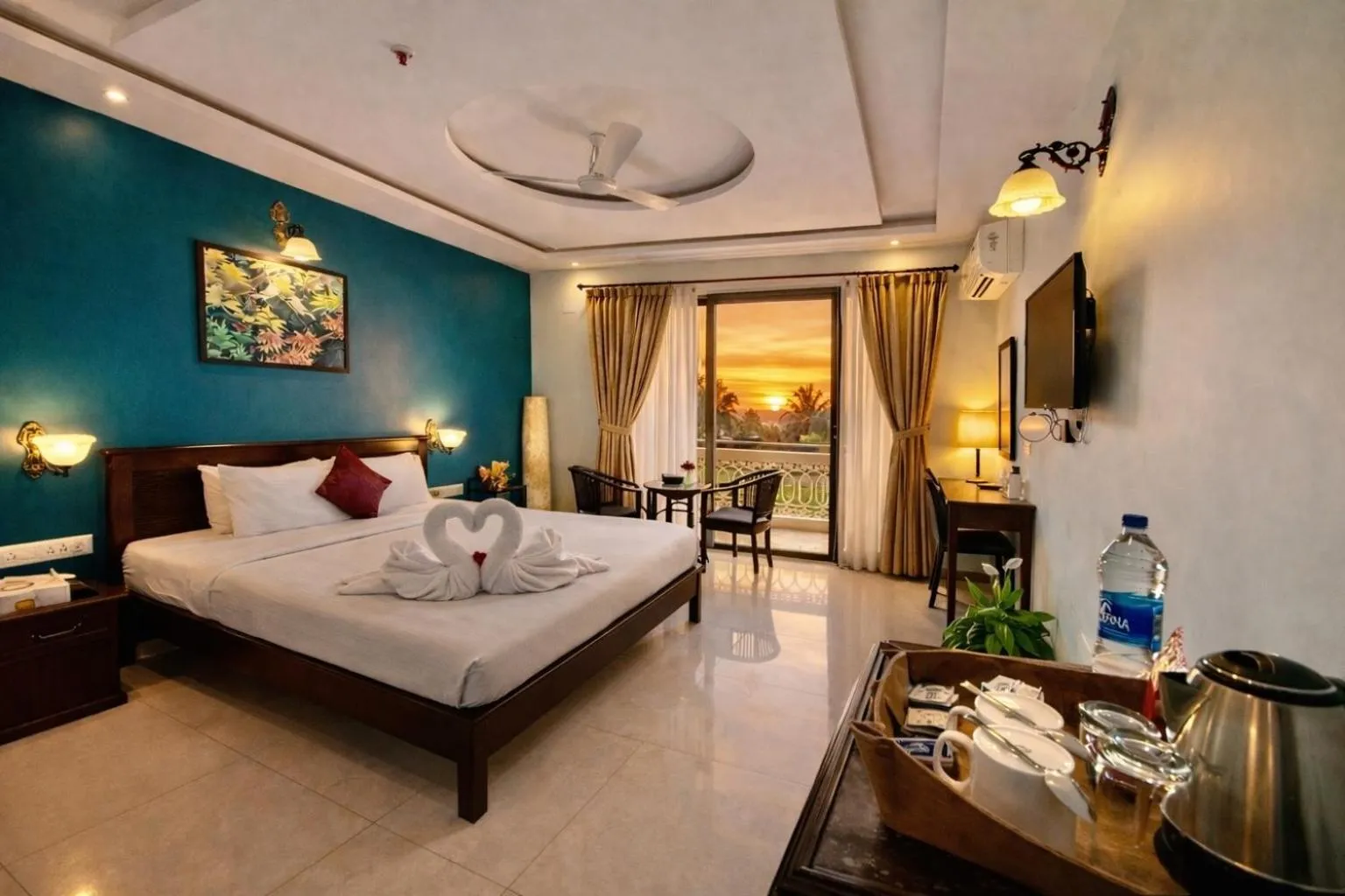 Bed in Praia Da Oura Boutique Resort ,Goa