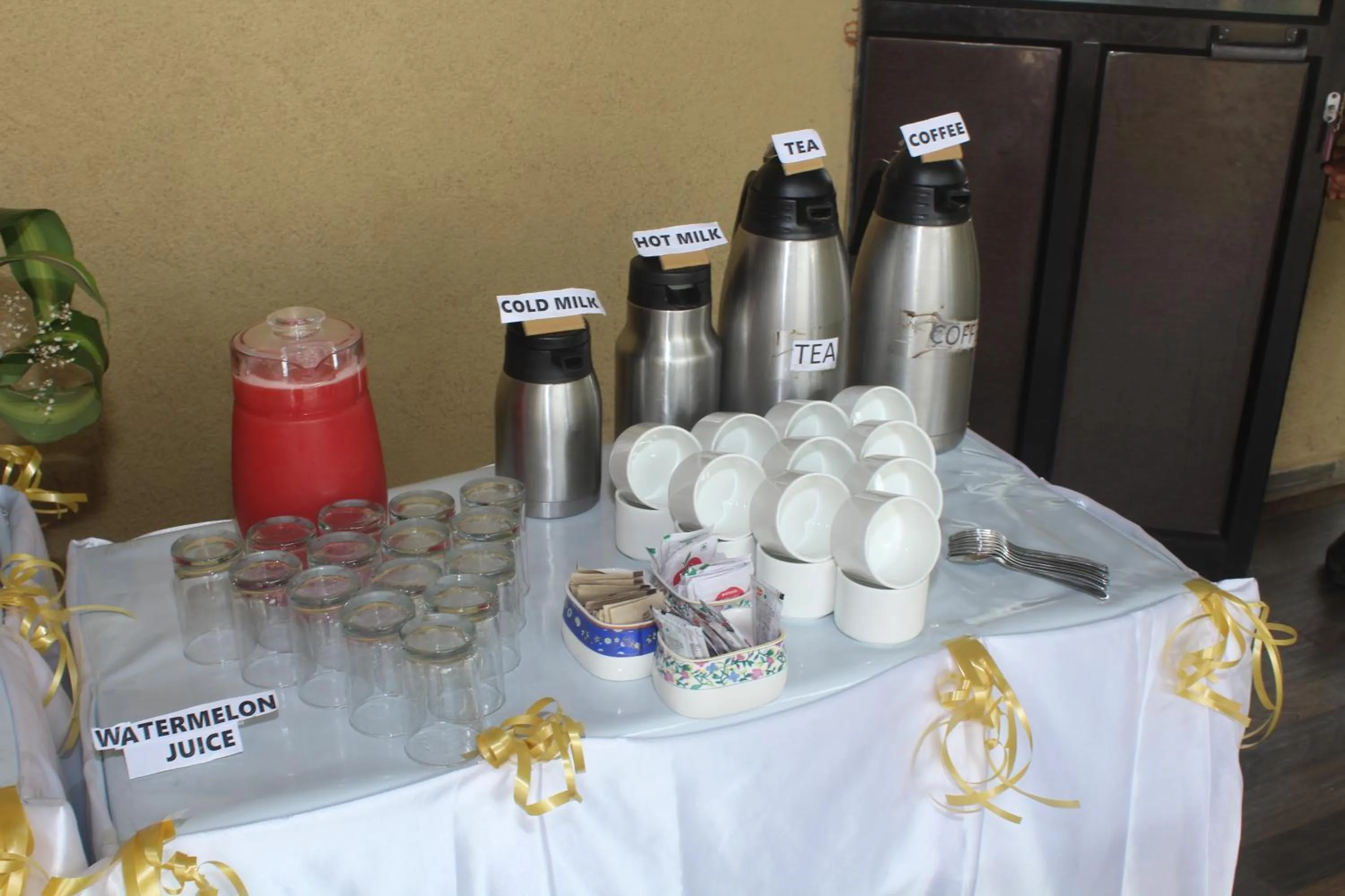 Coffee/tea facilities in Praia Da Oura - Boutique Resort