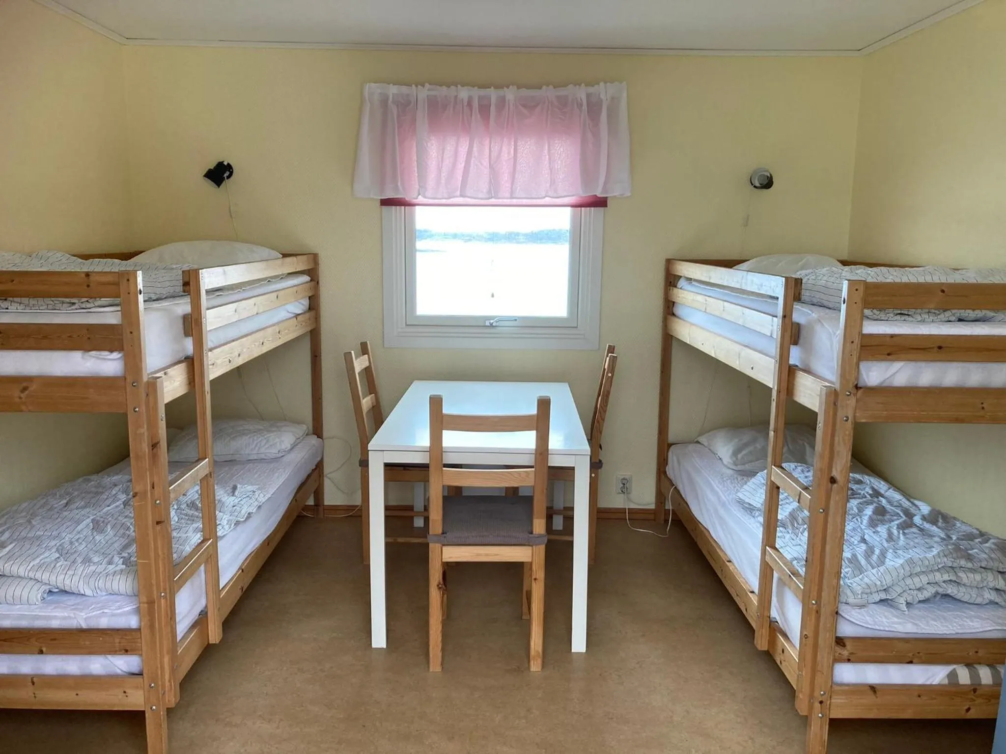 Property building, Bed in Badholmens Vandrarhem