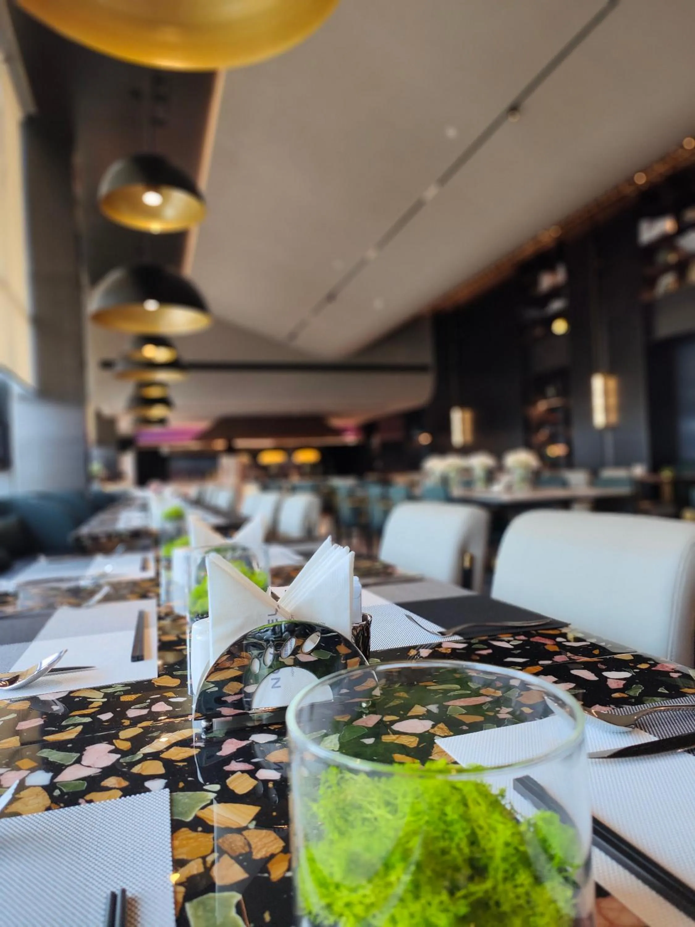 Restaurant/places to eat in Novotel Kunming City Center