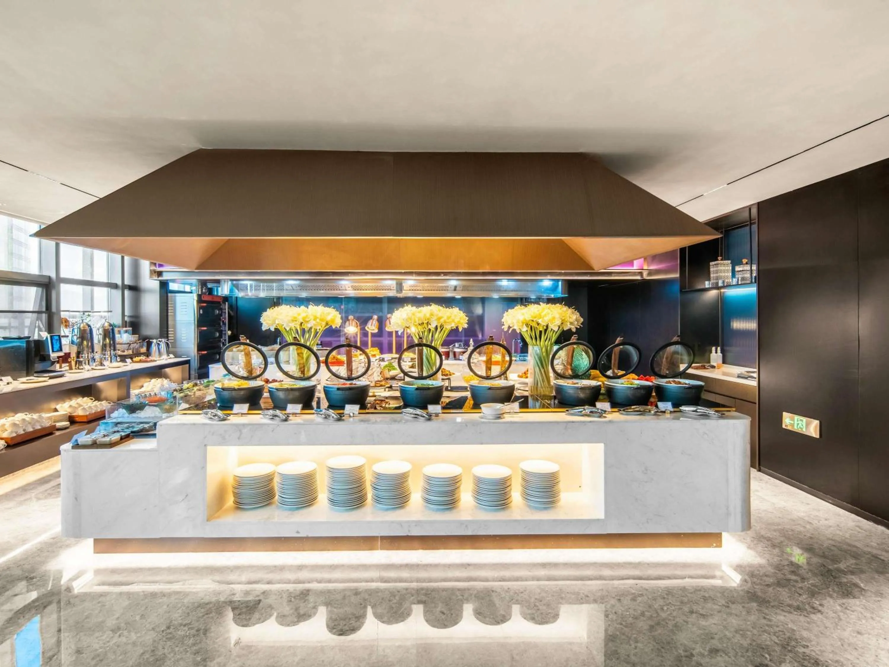 Restaurant/places to eat in Novotel Kunming City Center