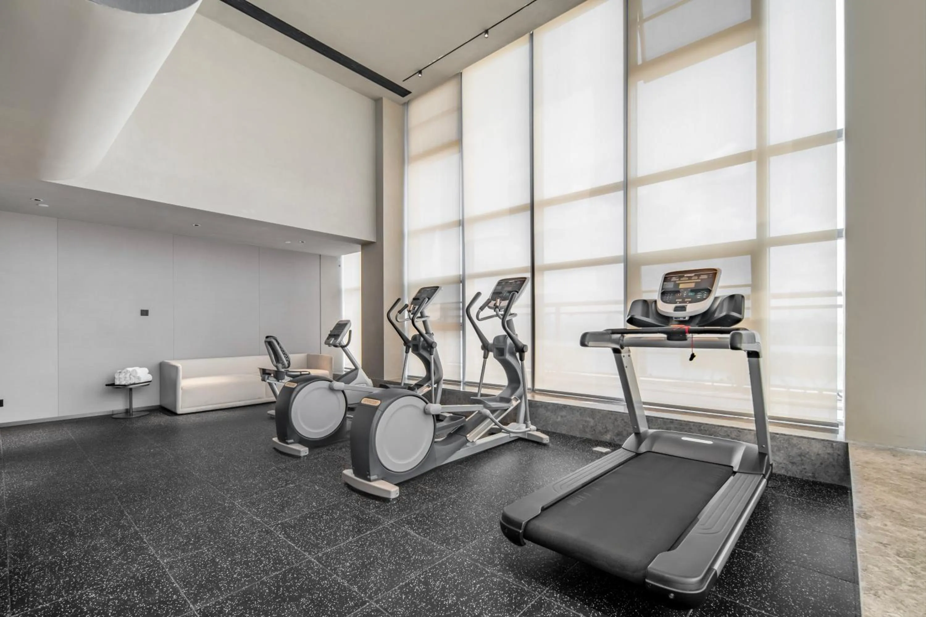Fitness centre/facilities in Novotel Kunming City Center