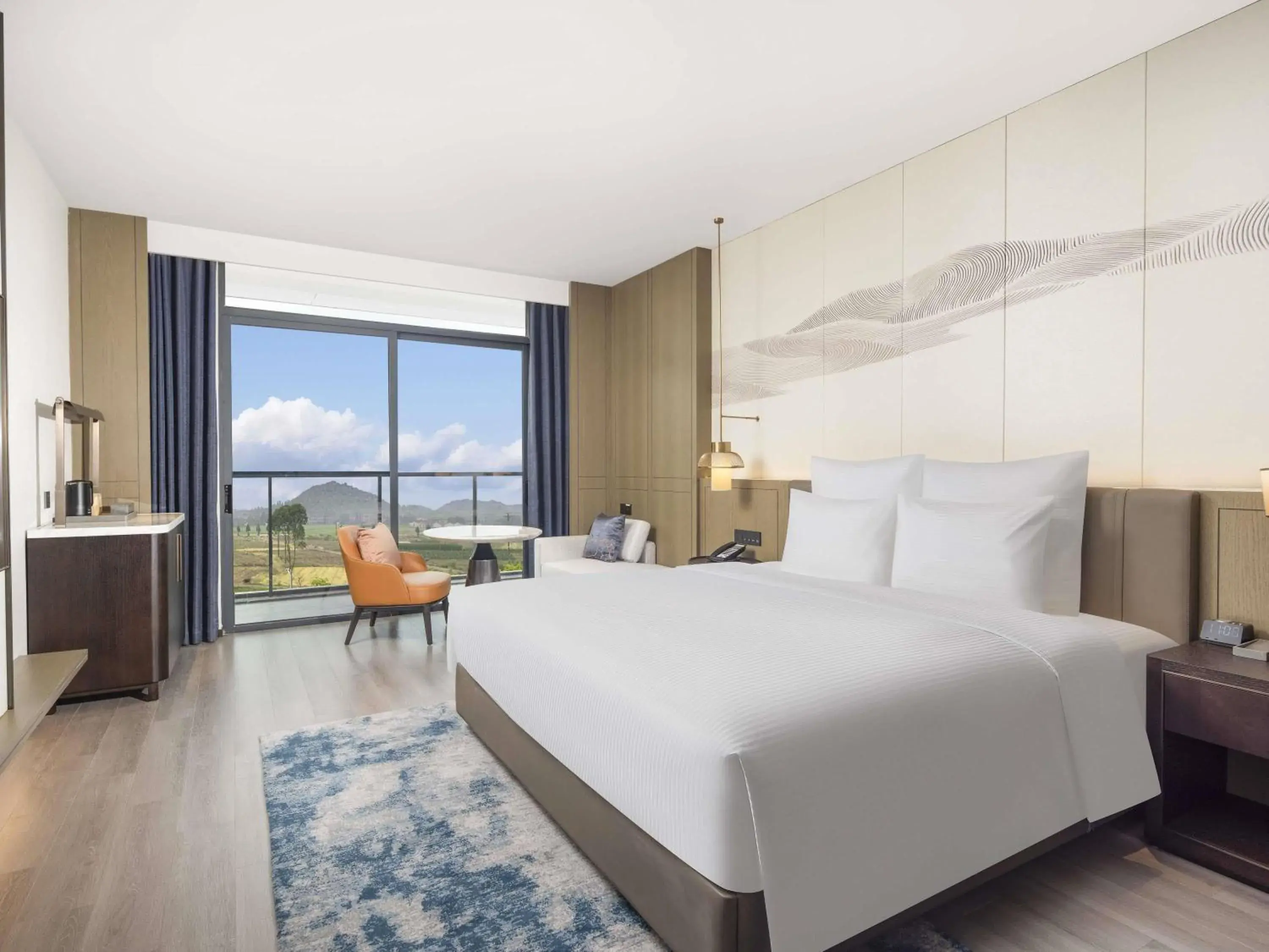 Executive King Bed Room in Pullman Taizhou Shenxianju Executive King Bed Room in Pullman Taizhou Shenxianju