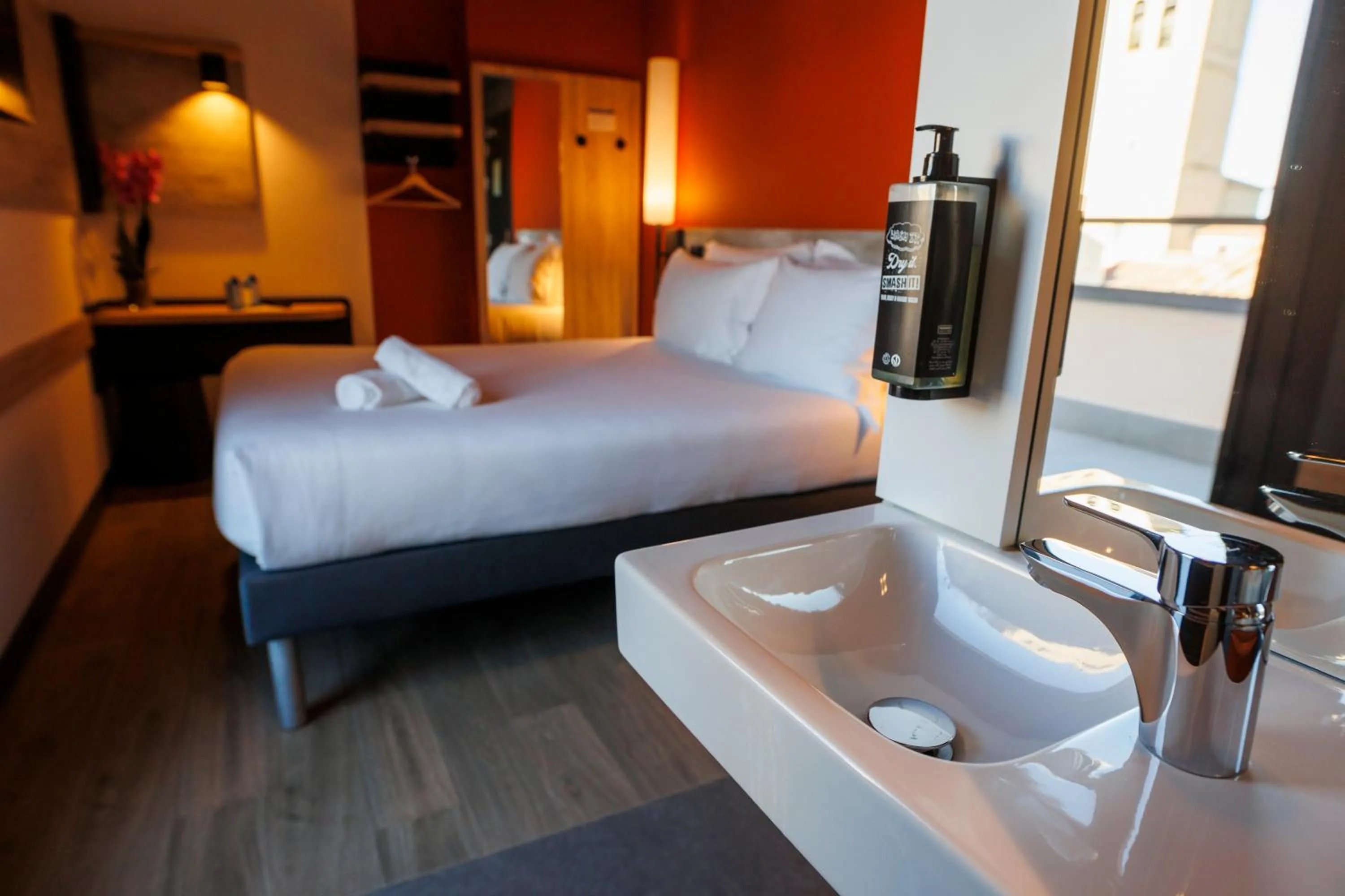 Bed in ibis budget Logroño Centro