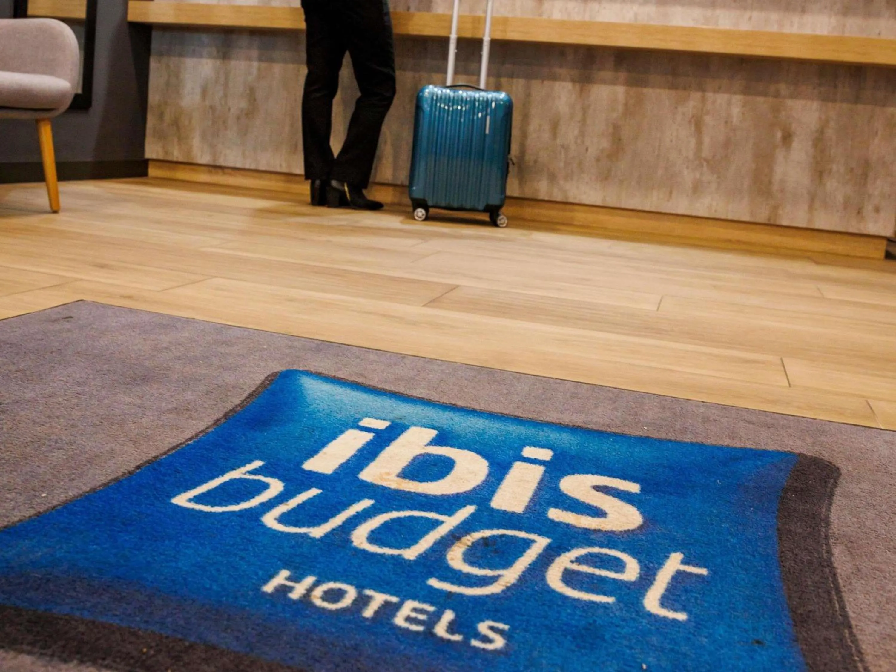 Property building in ibis budget Logroño Centro
