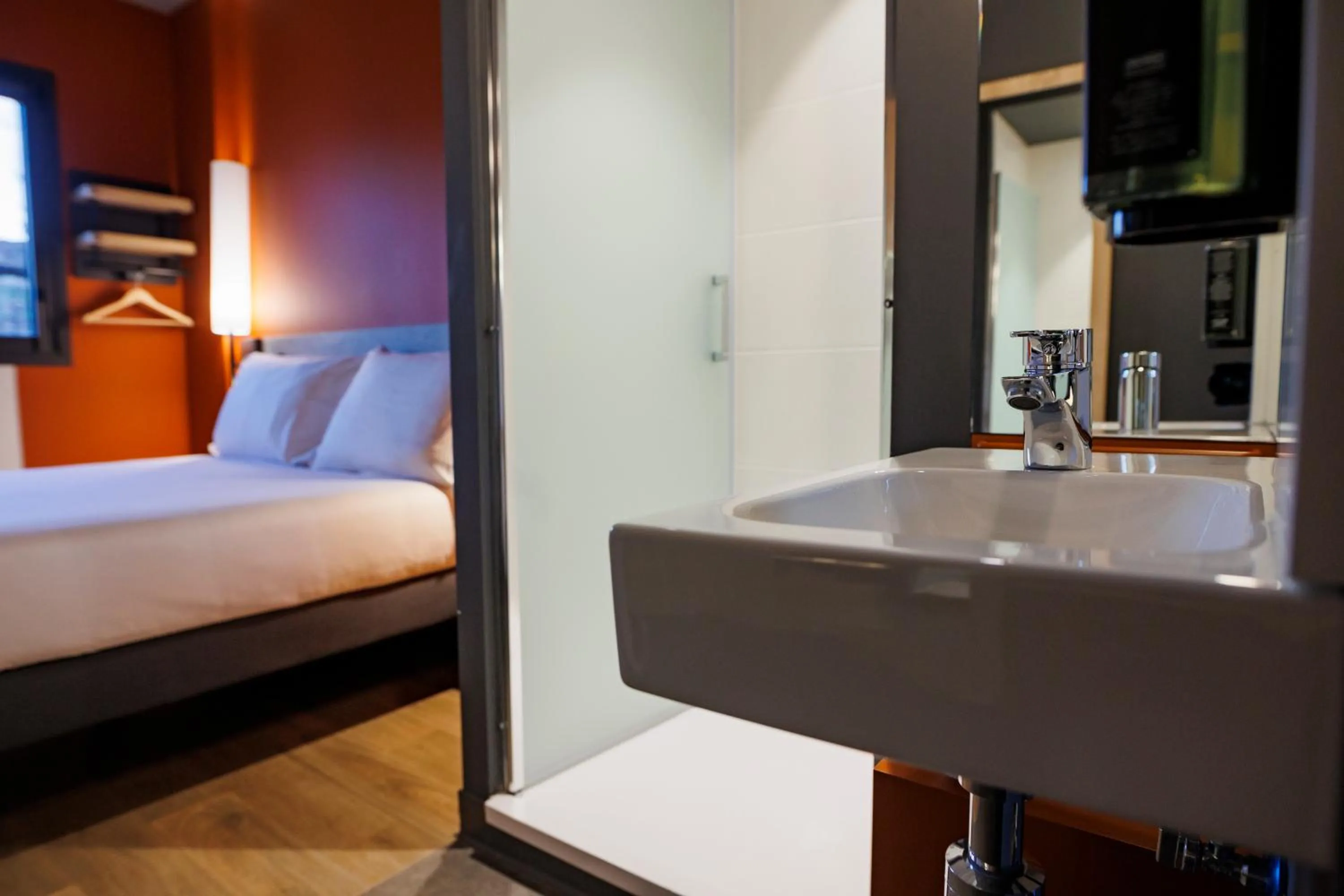 Bed in ibis budget Logroño Centro