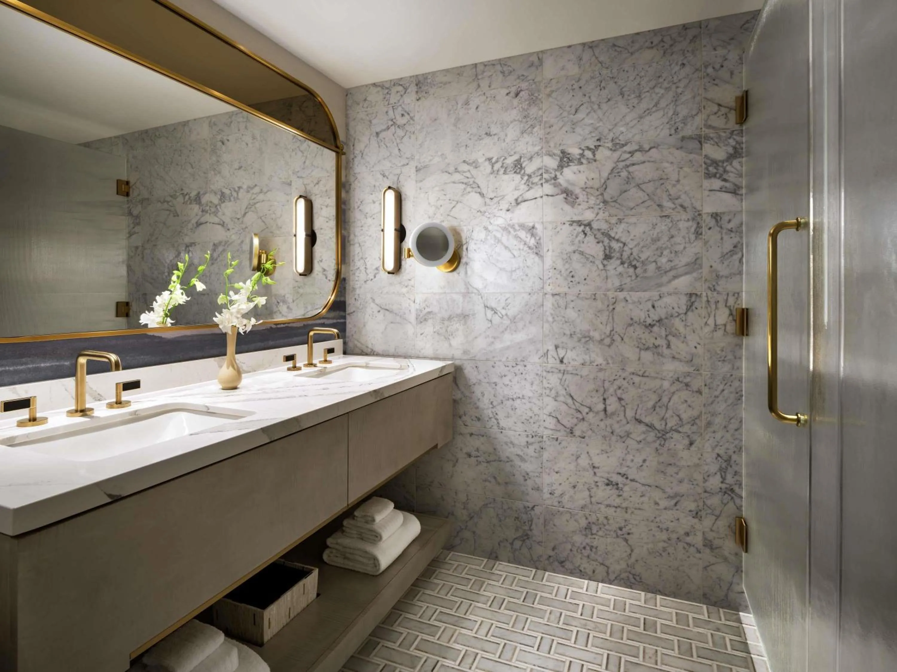 Bedroom in Fairmont Breakers Long Beach