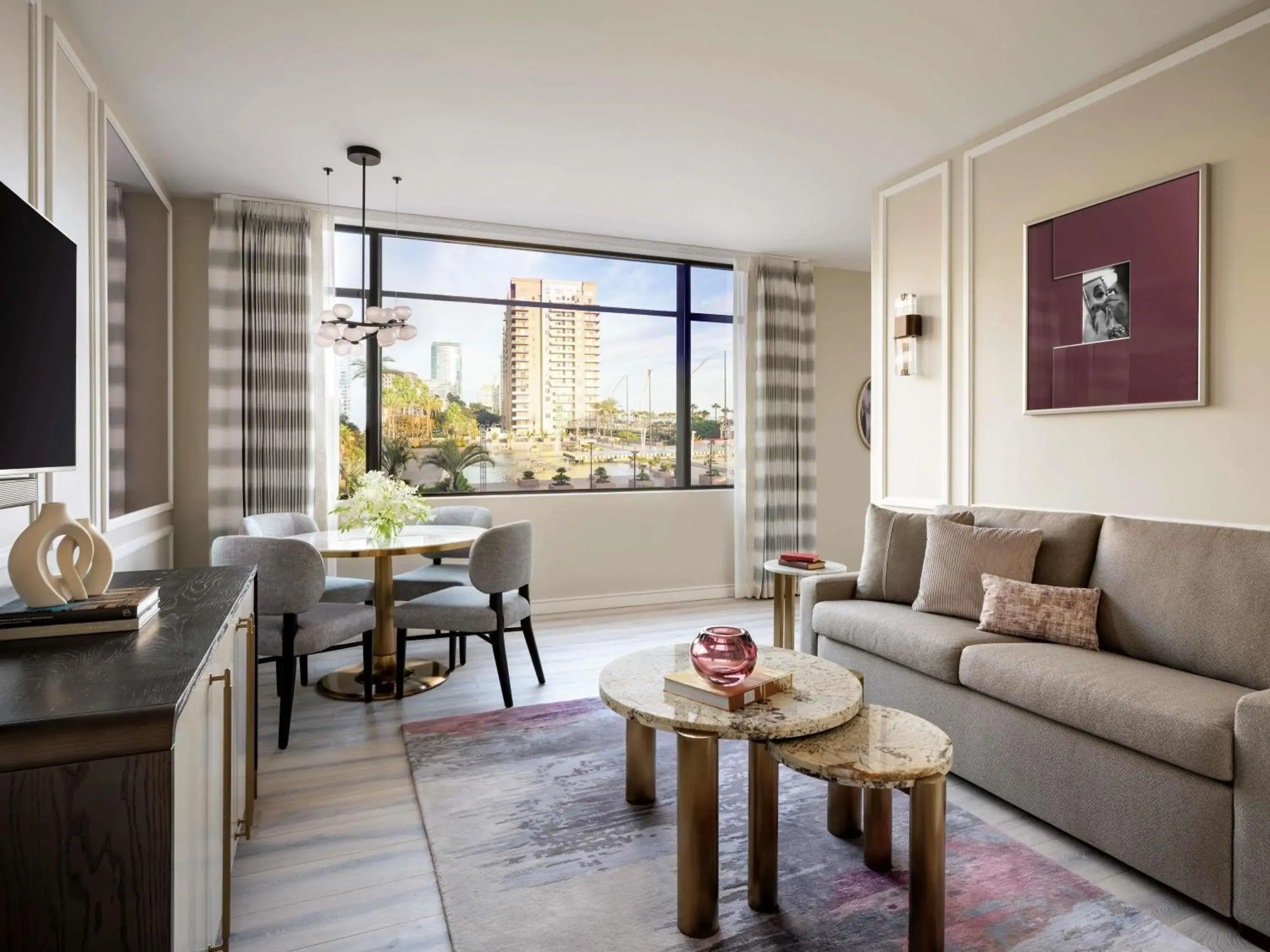 One Bedroom King Suite with Roll In Shower - Mobility Access in Fairmont Breakers Long Beach One Bedroom King Suite with Roll In Shower - Mobility Access in Fairmont Breakers Long Beach