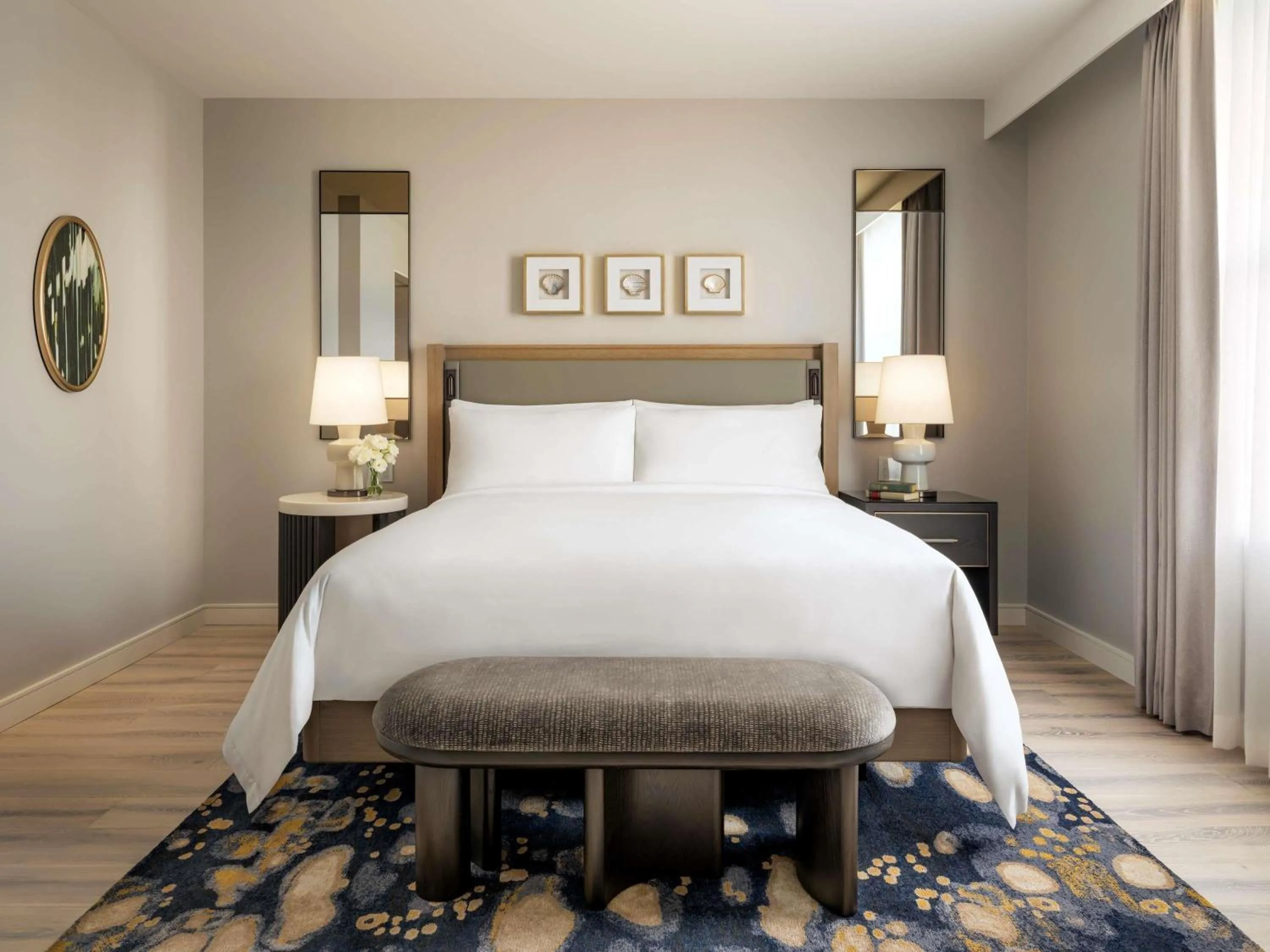 Bedroom, Bed in Fairmont Breakers Long Beach