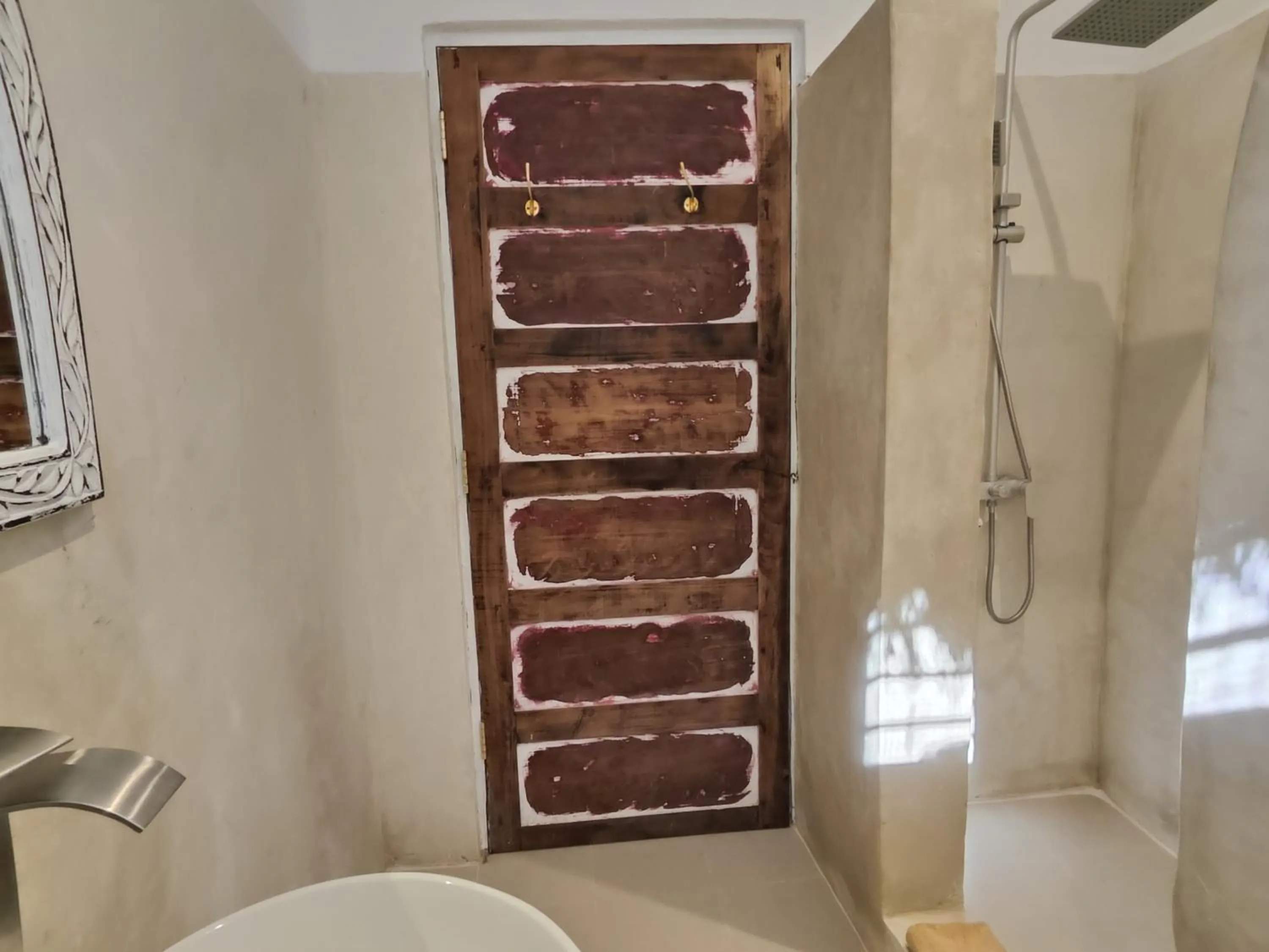 Bathroom in Paje By Night Bungalows