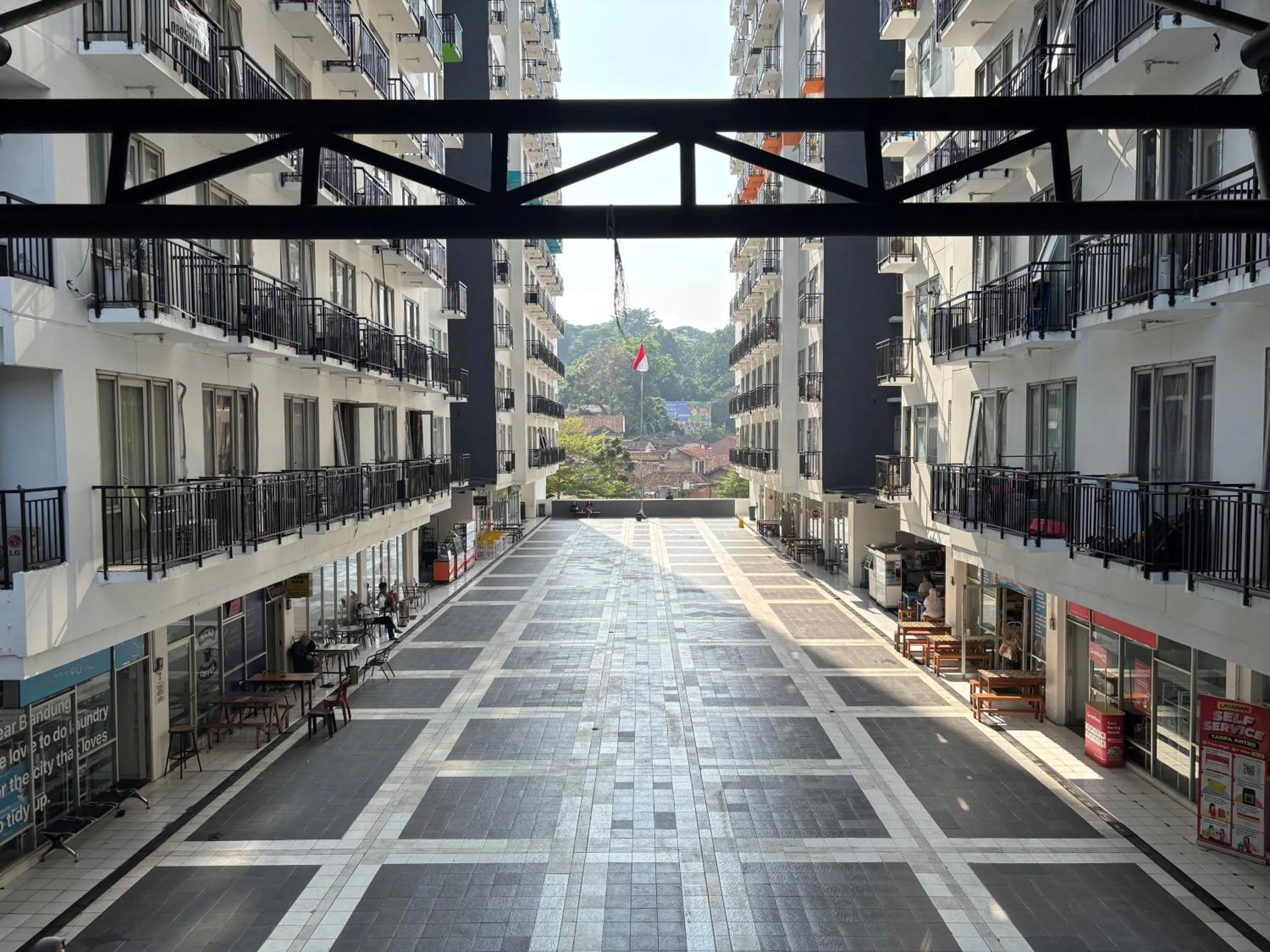 Property building in The Jarrdin Apartment Hotels by Ironman