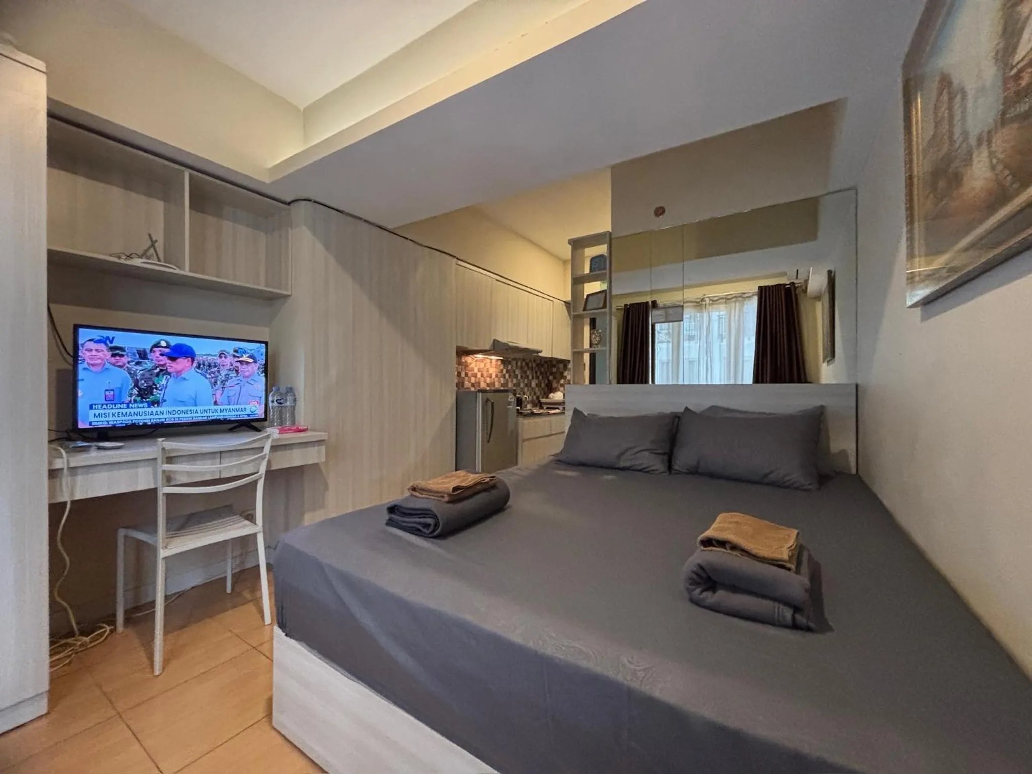 Bed in The Jarrdin Apartment Hotels by Ironman