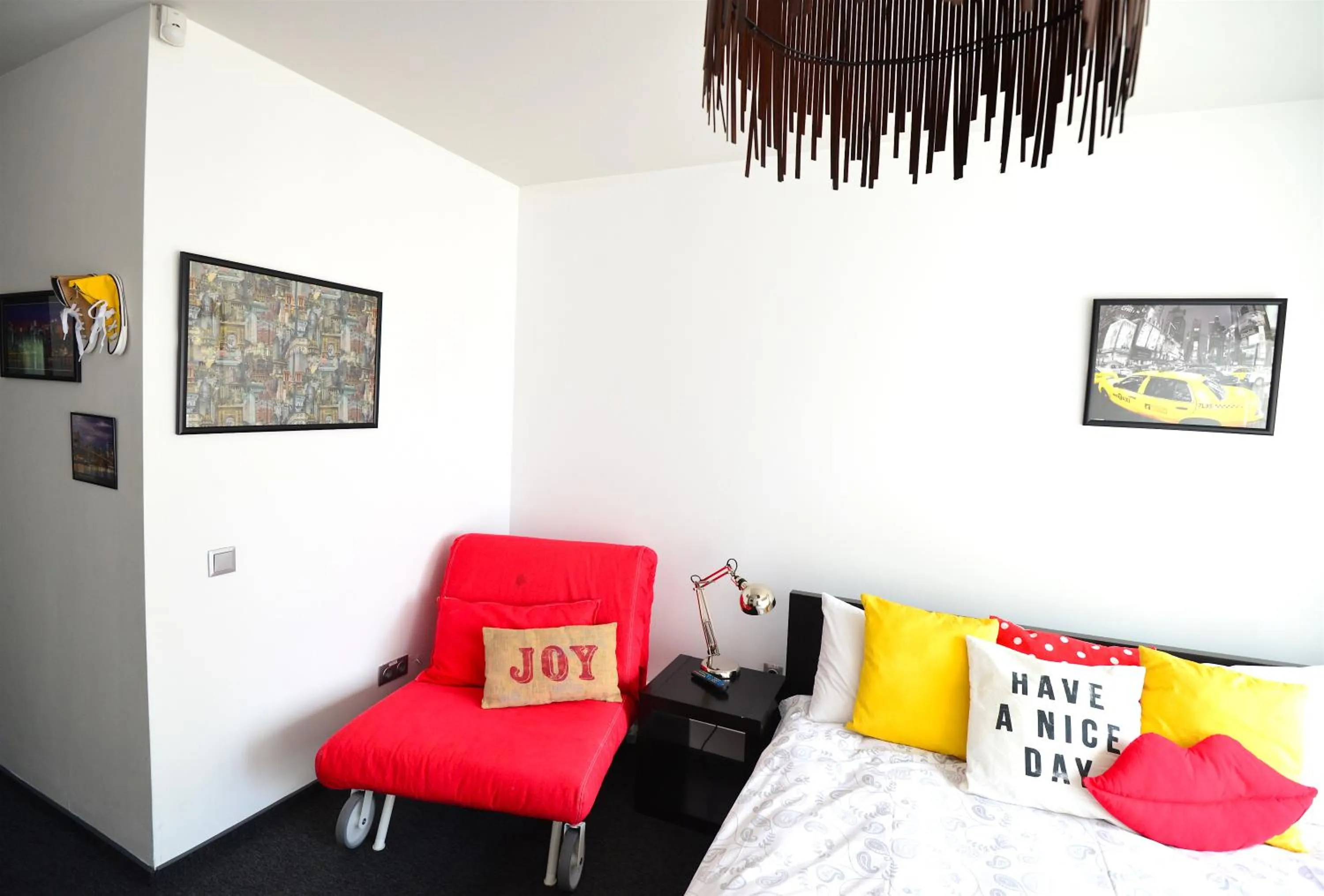 Bedroom, Bed in Hotel Biscuit