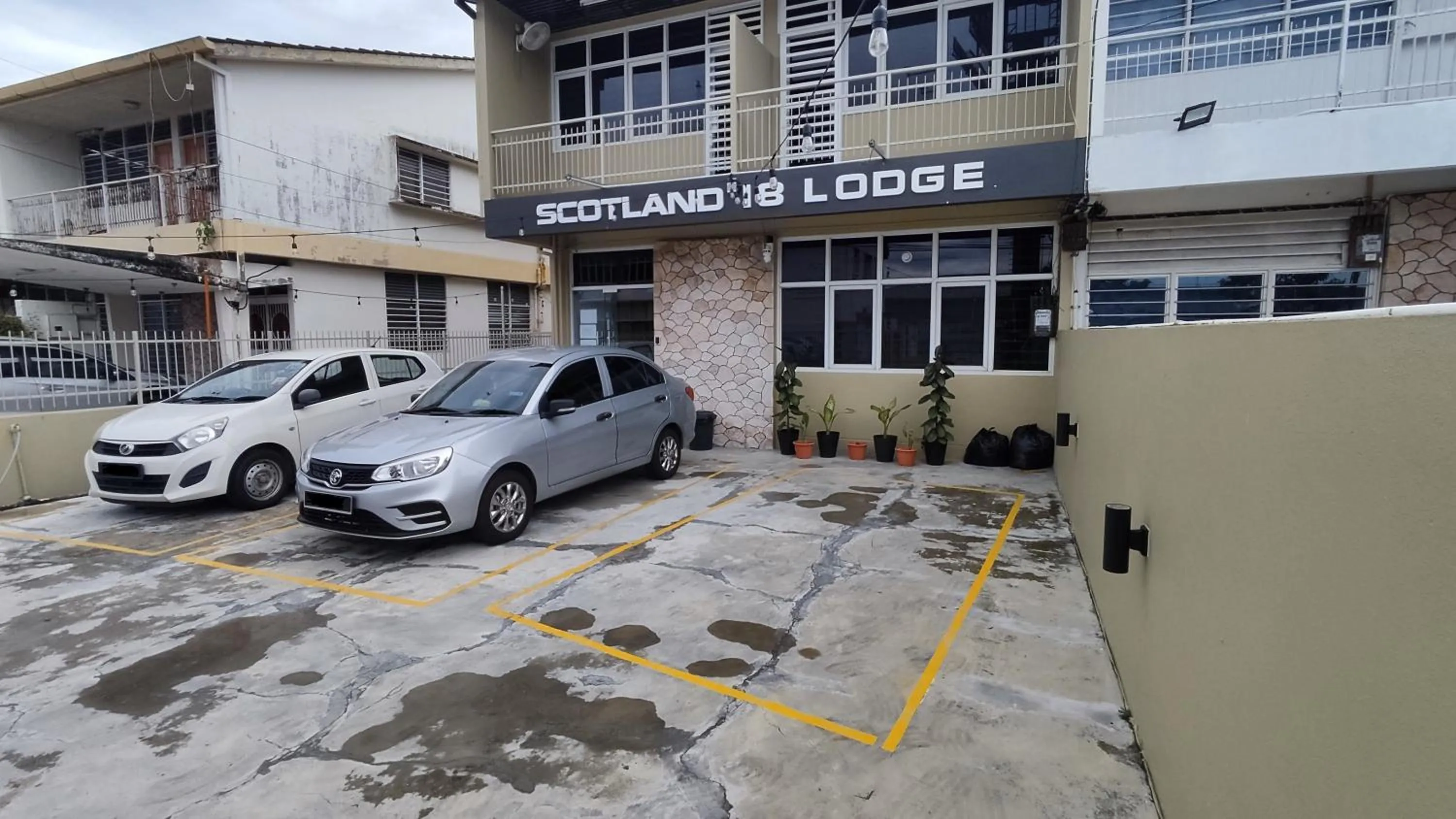 Property building in Scotland 18 Lodge