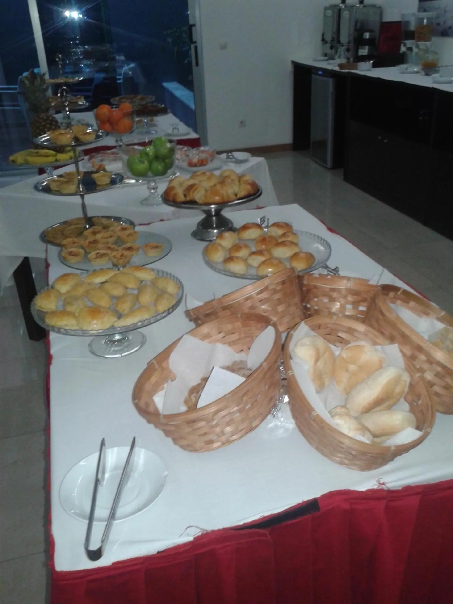 Breakfast in Apartamentos Santiago - Praia