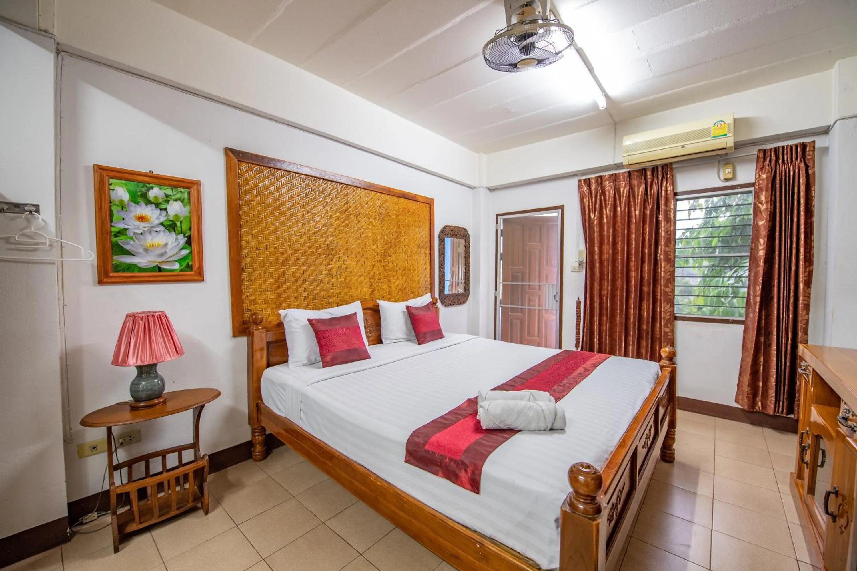 Bed in Saithong House