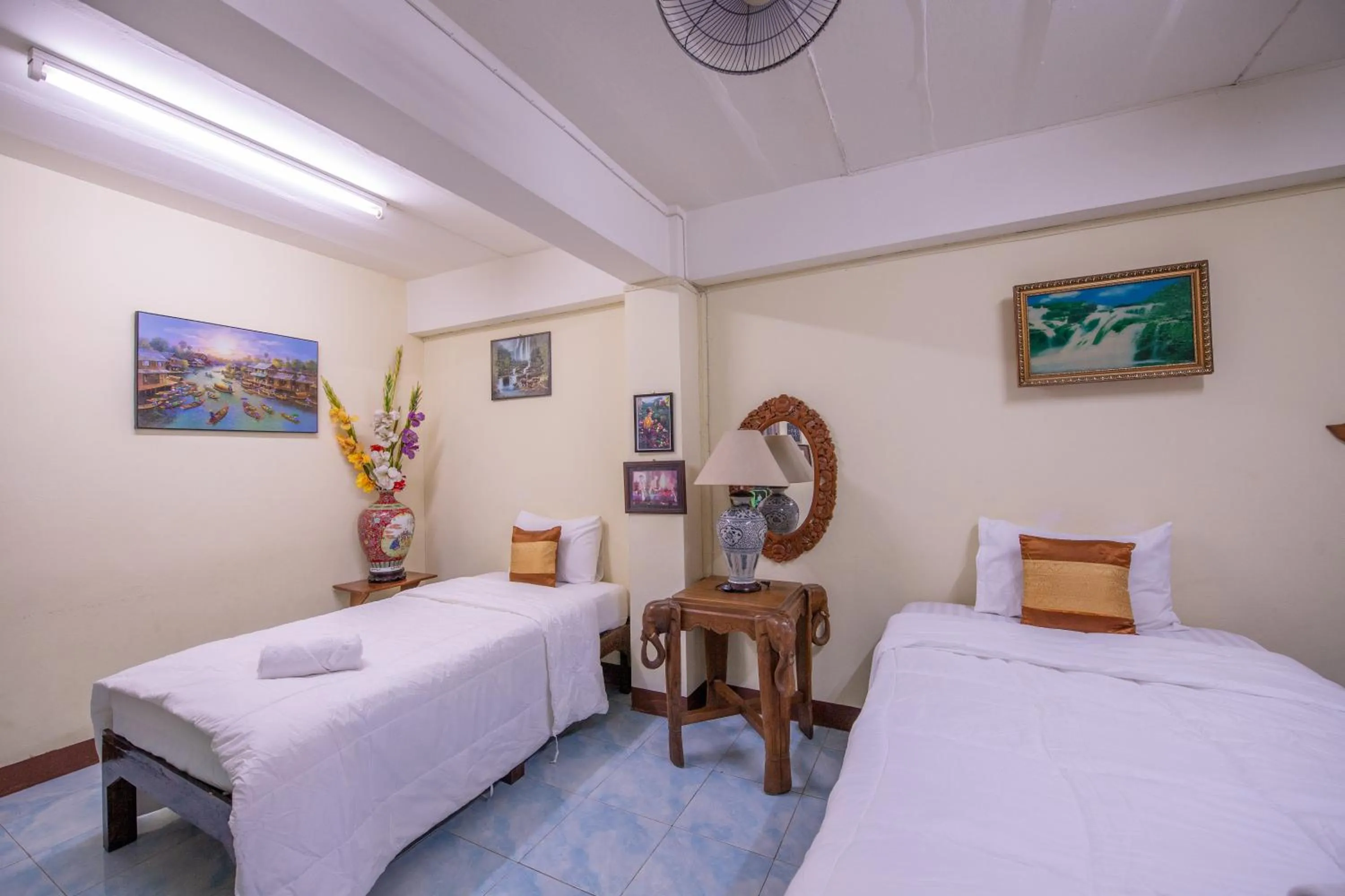 Bed in Saithong House