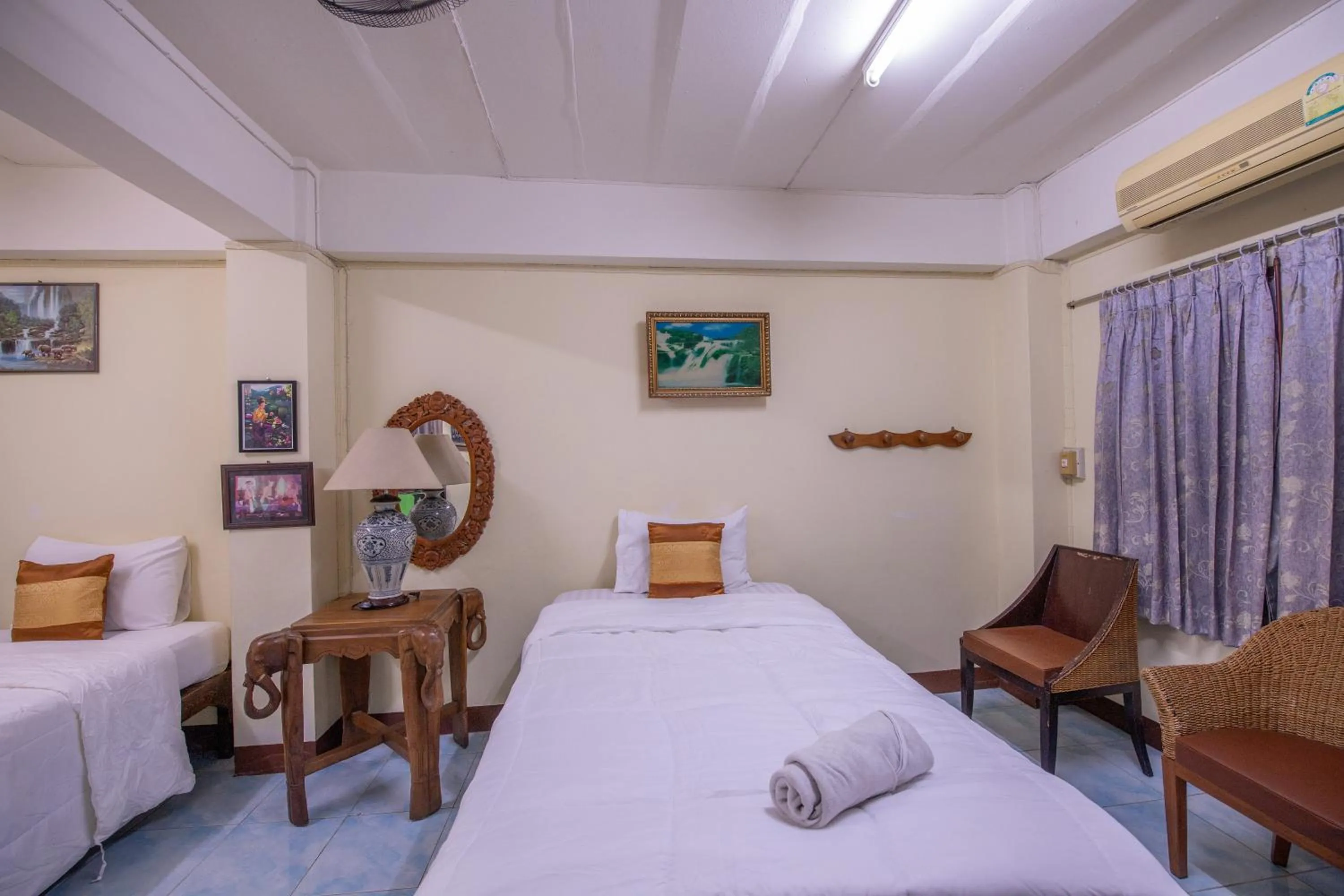 Bed in Saithong House